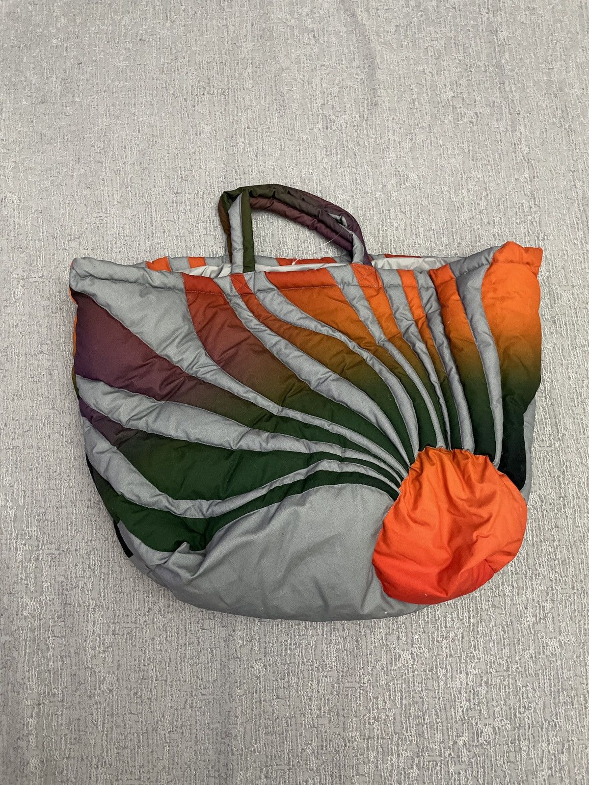ERL Sunset Puffer Bag