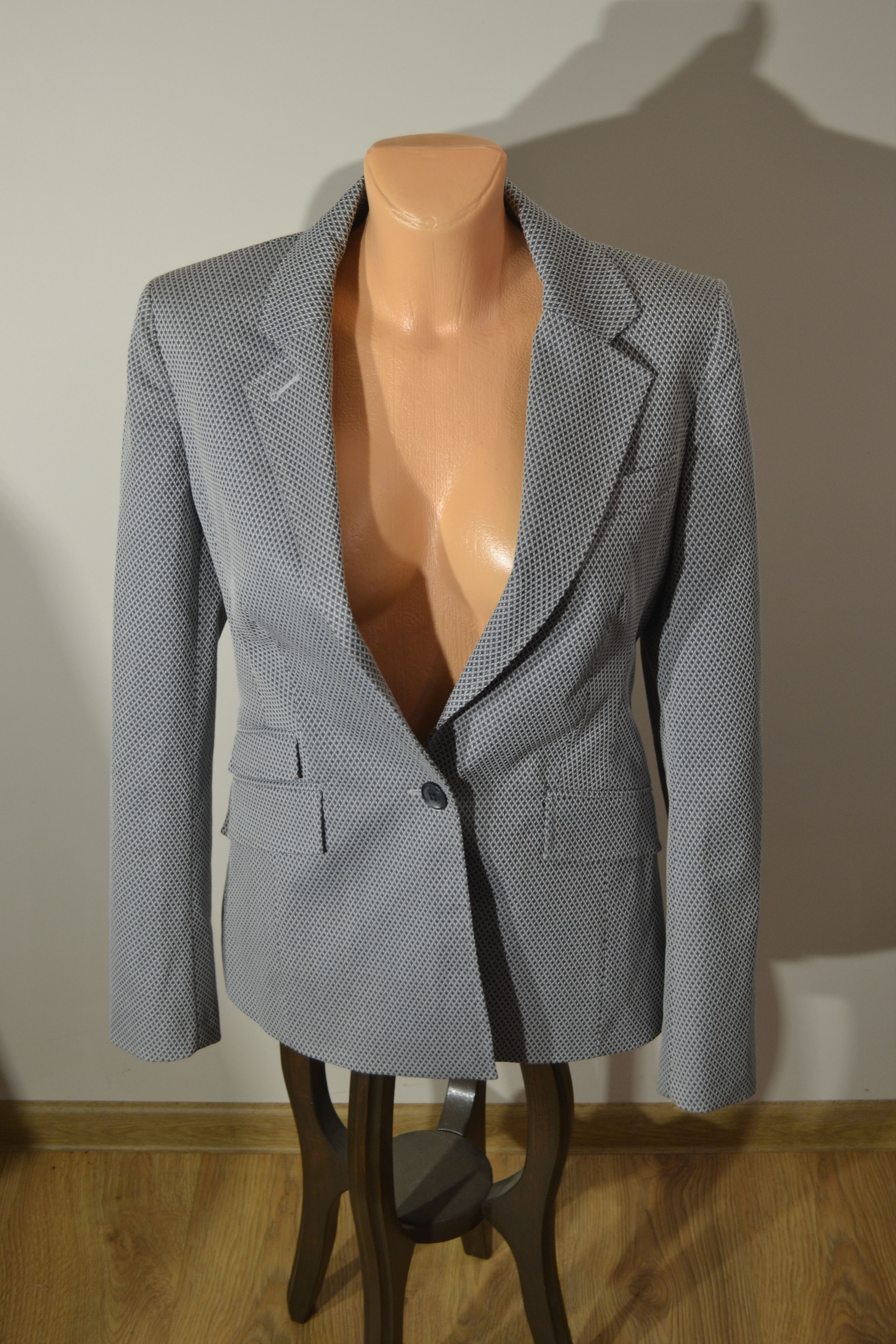 Karen Millen Karen Millen Tailored Blazer | Geometric Pattern Grey Jacket Size S / US 4 / IT 40 - 2 Thumbnail