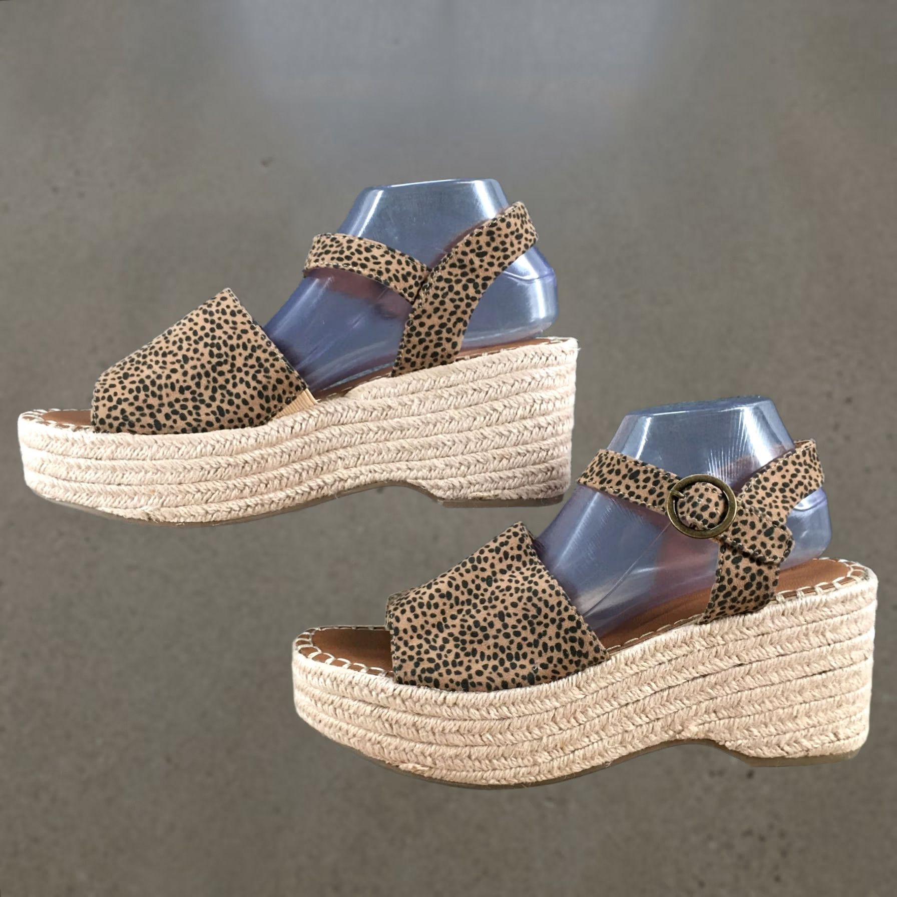 Vintage Universal Thread Sandals Women 11 Morgan Platform Wedge Espadrille Brown True Brown Size US 11 / IT 41 - 1 Thumbnail
