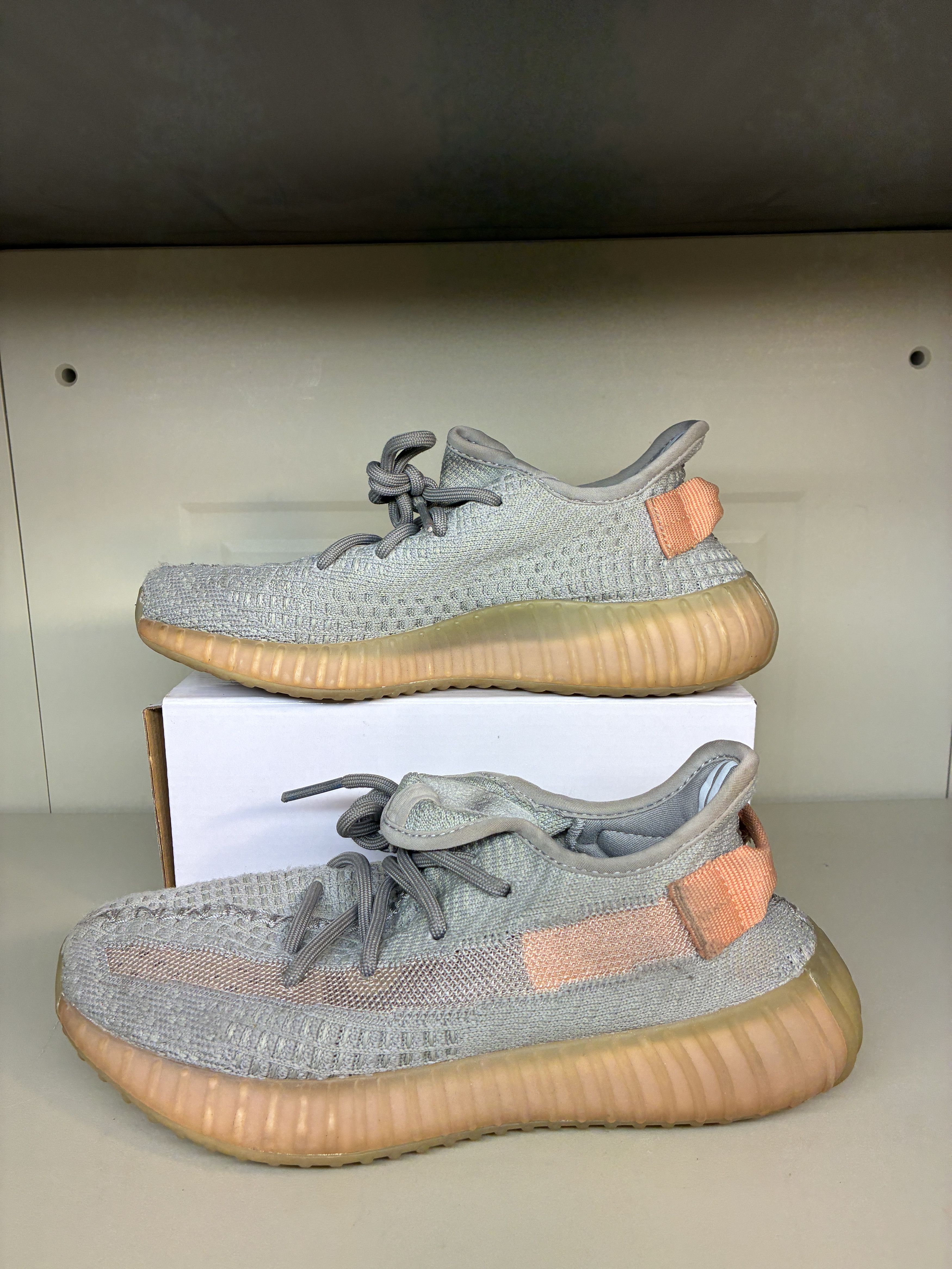 Yeezy Adidas YEEZY Boost 350 V2 True Form Gray Orange Men’s 4.5 Size US 5 / EU 37 - 2 Thumbnail