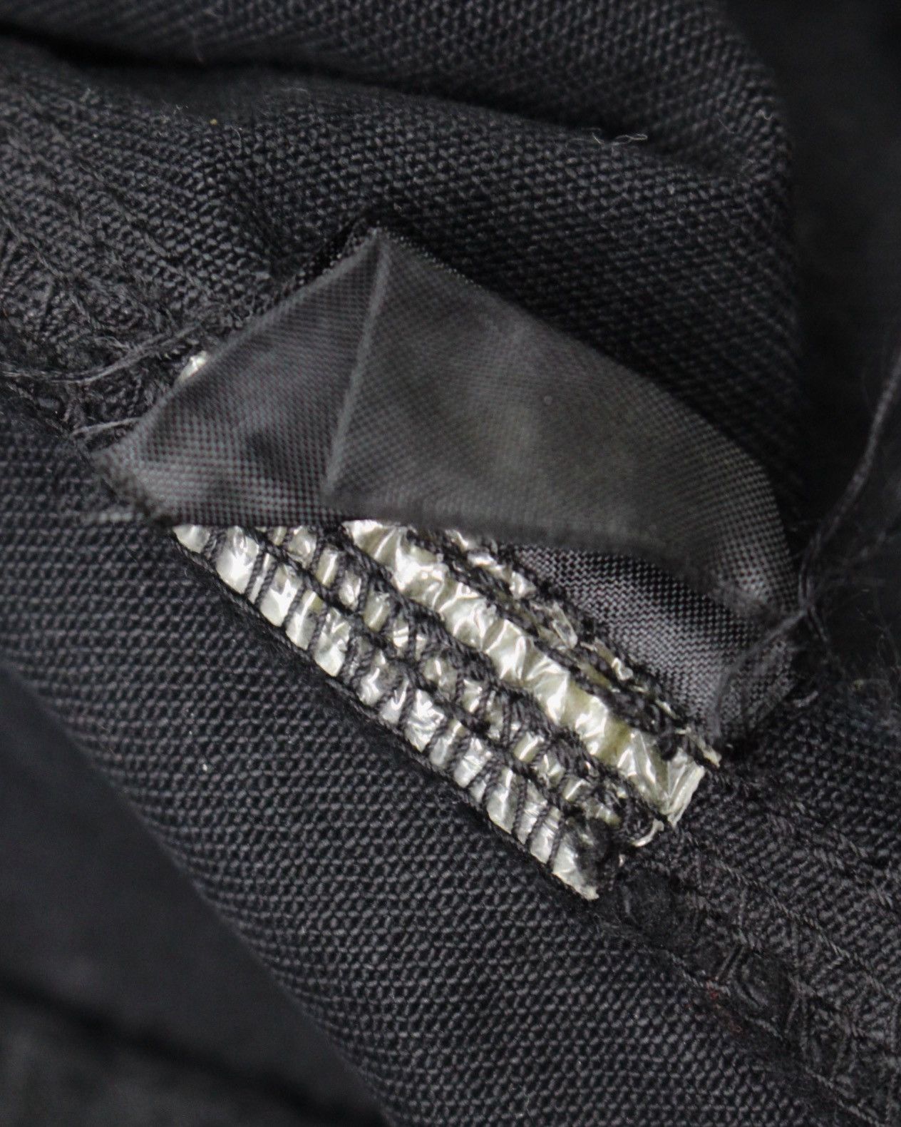 If Six Was Nine 2000S SWORD FISH BLACK CONVERTIBLE DENIM JACKET Size S / US 4 / IT 40 - 9 Thumbnail