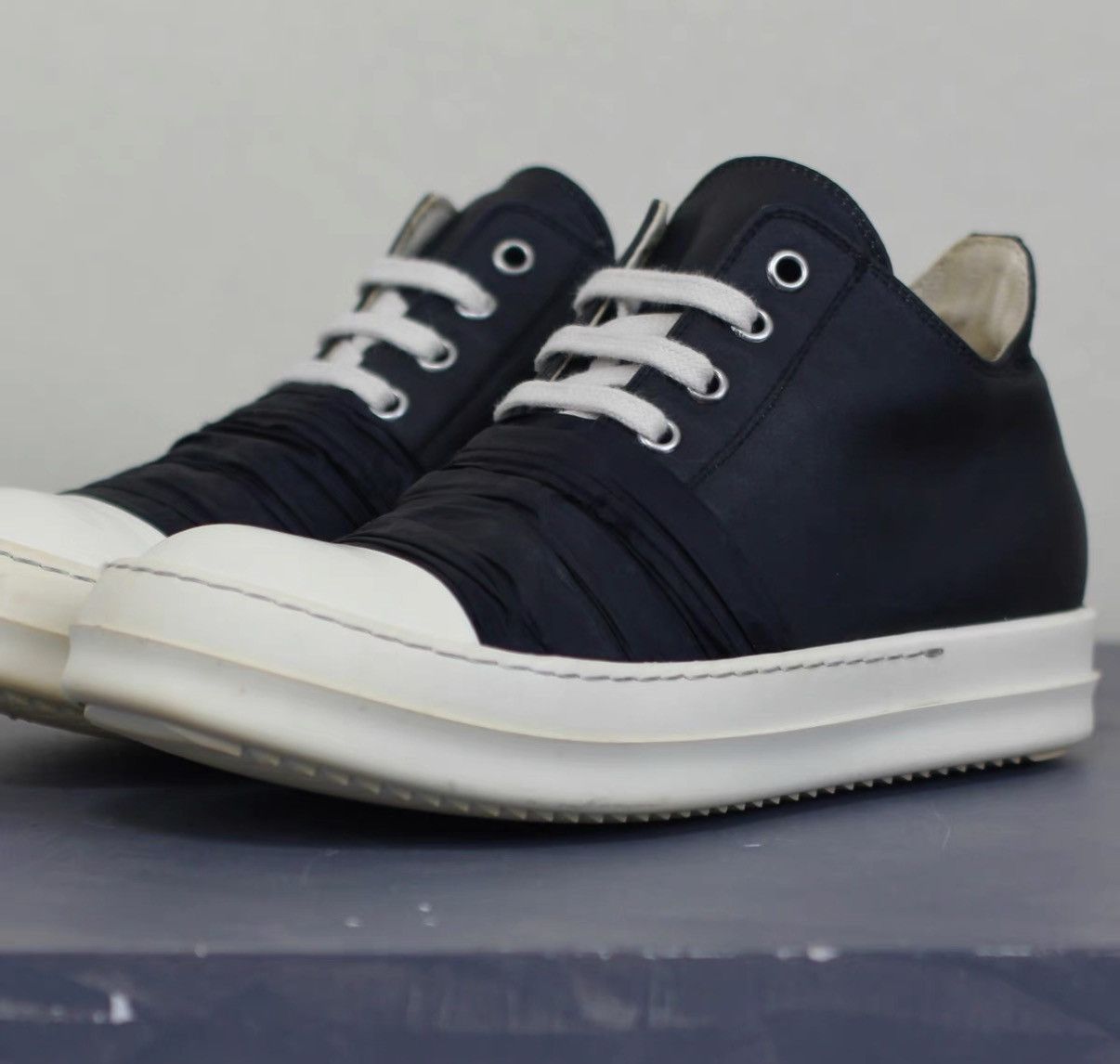Rick Owens Rick Owens DRKSHDW Silk Strap Converse-Inspired Sneakers Size US 6.5 / IT 36.5 - 2 Thumbnail