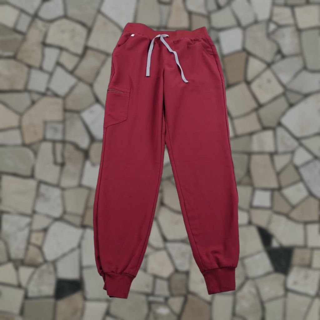 Vintage FIGS Scrub Pants Womens Medium Tall Red High Waisted Zamora Jogger Bottoms Nurse Size 32" / US 10 / IT 46 - 1 Thumbnail