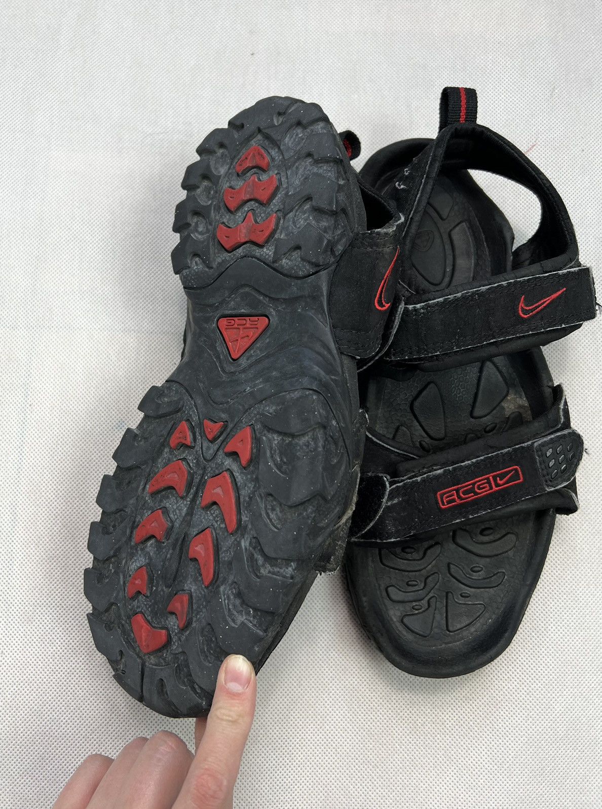 Nike × Vintage Nike ACG Straprunner Sport Water Sandals Black/Red Vintage Size US 9.5 / EU 42-43 - 3 Thumbnail