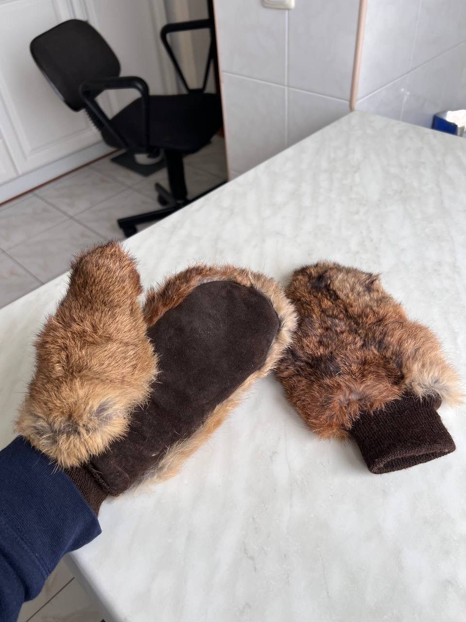 Japanese Brand Vintage 80’s Real Fur Leather Avant Garde y2k Brown Gloves Size ONE SIZE - 6 Thumbnail