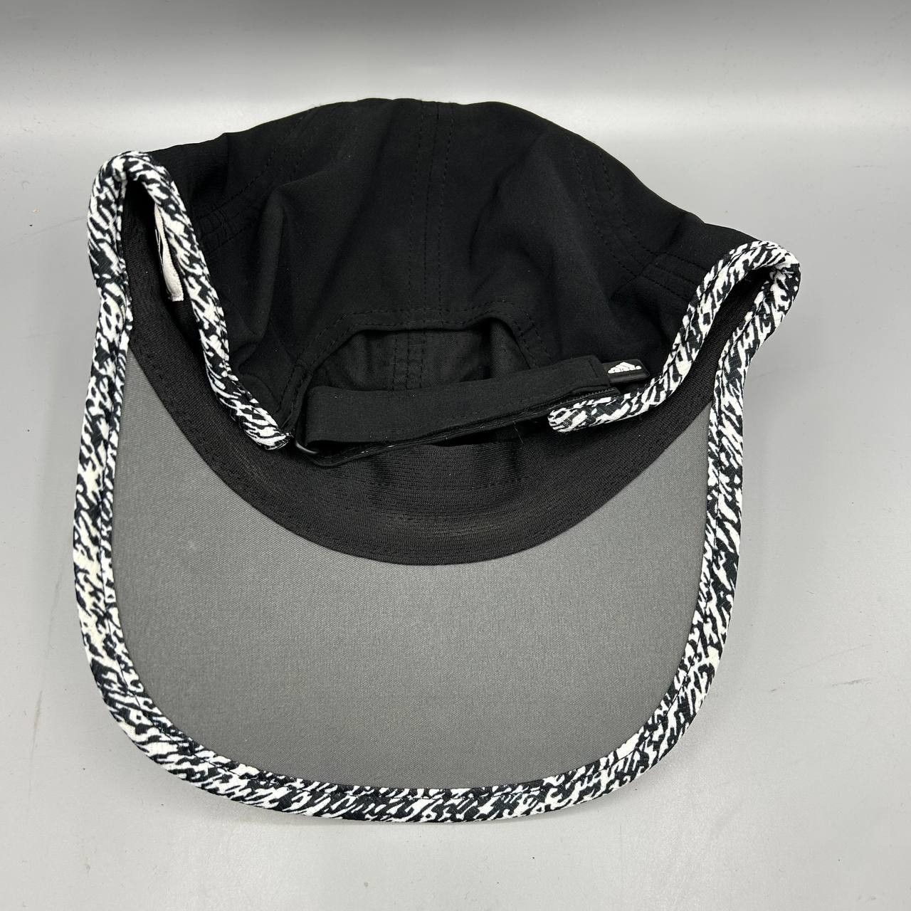 Adidas Adidas Climalite Hat Men Black White Gray Strap Back Cap Size ONE SIZE - 5 Thumbnail