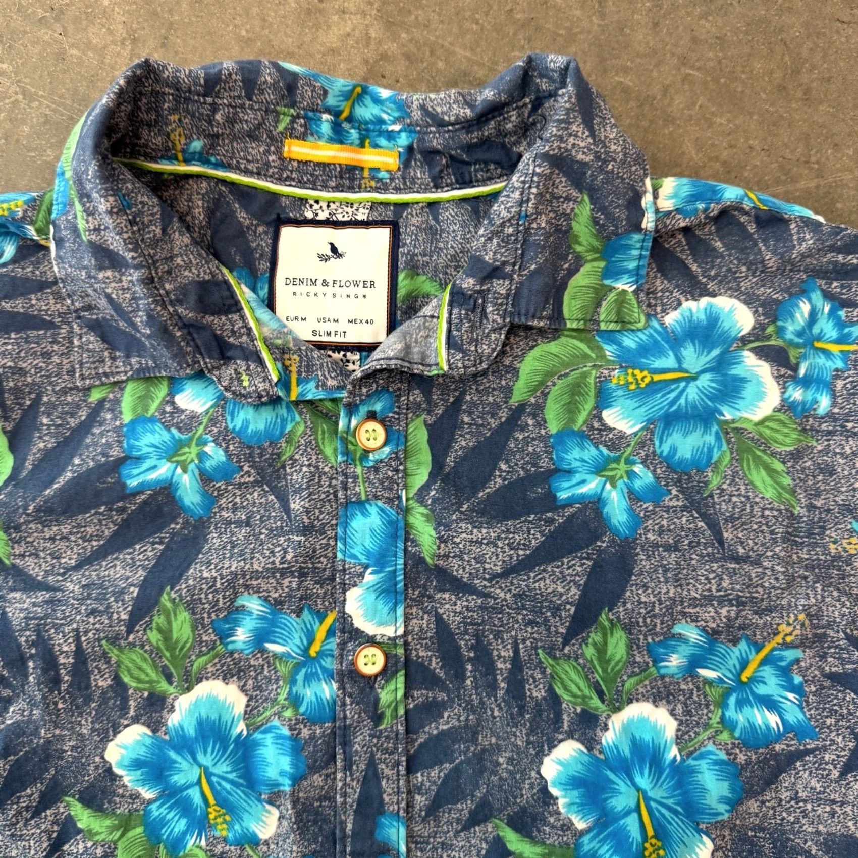 Denime VINTAGE Denim & Flower Casual Floral Hawaiian Beach Button Up Blue Shirt M Mens Size US M / EU 48-50 / 2 - 3 Thumbnail