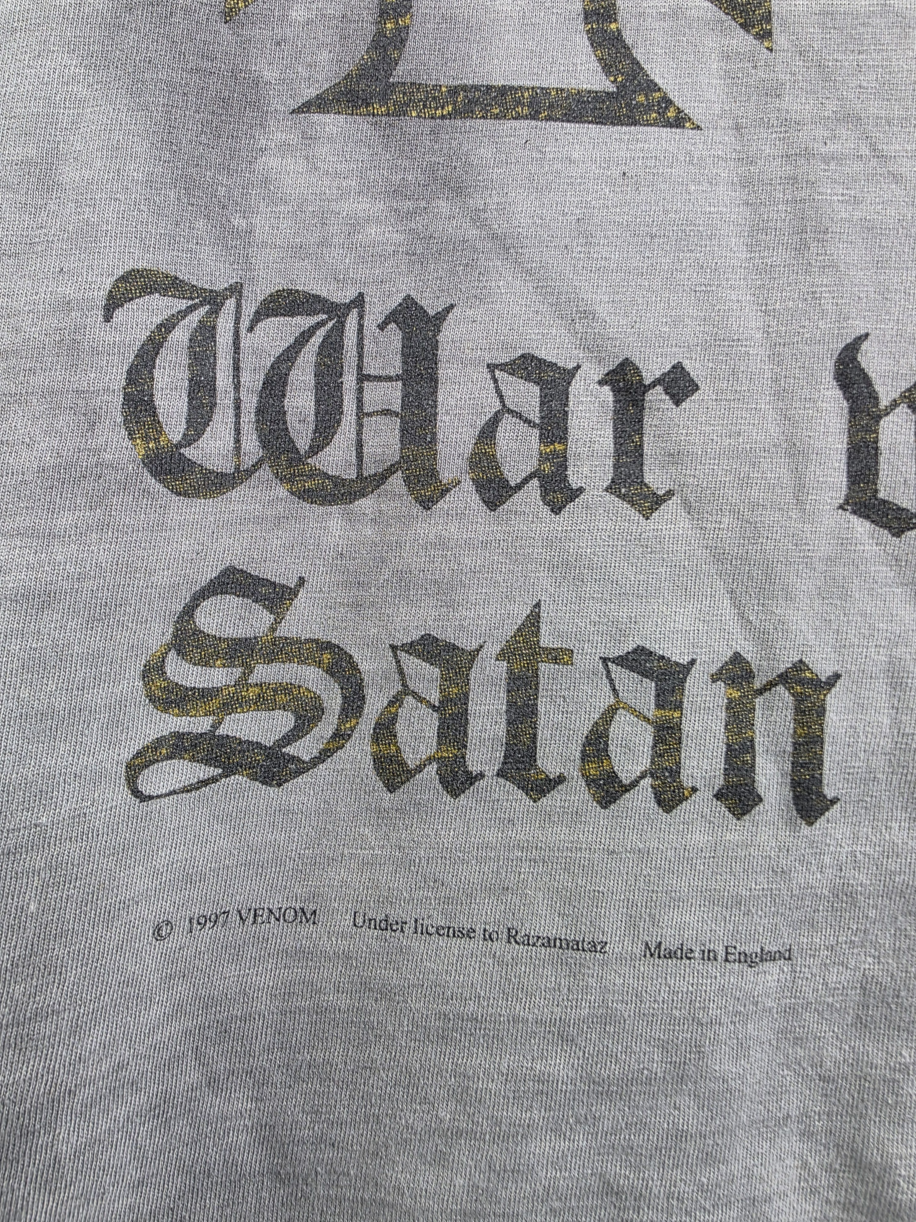 Band Tees × Vintage 1997 Venom At war with satan Long-sleeved XL 23.5" 27" Size US L / EU 52-54 / 3 - 4 Thumbnail