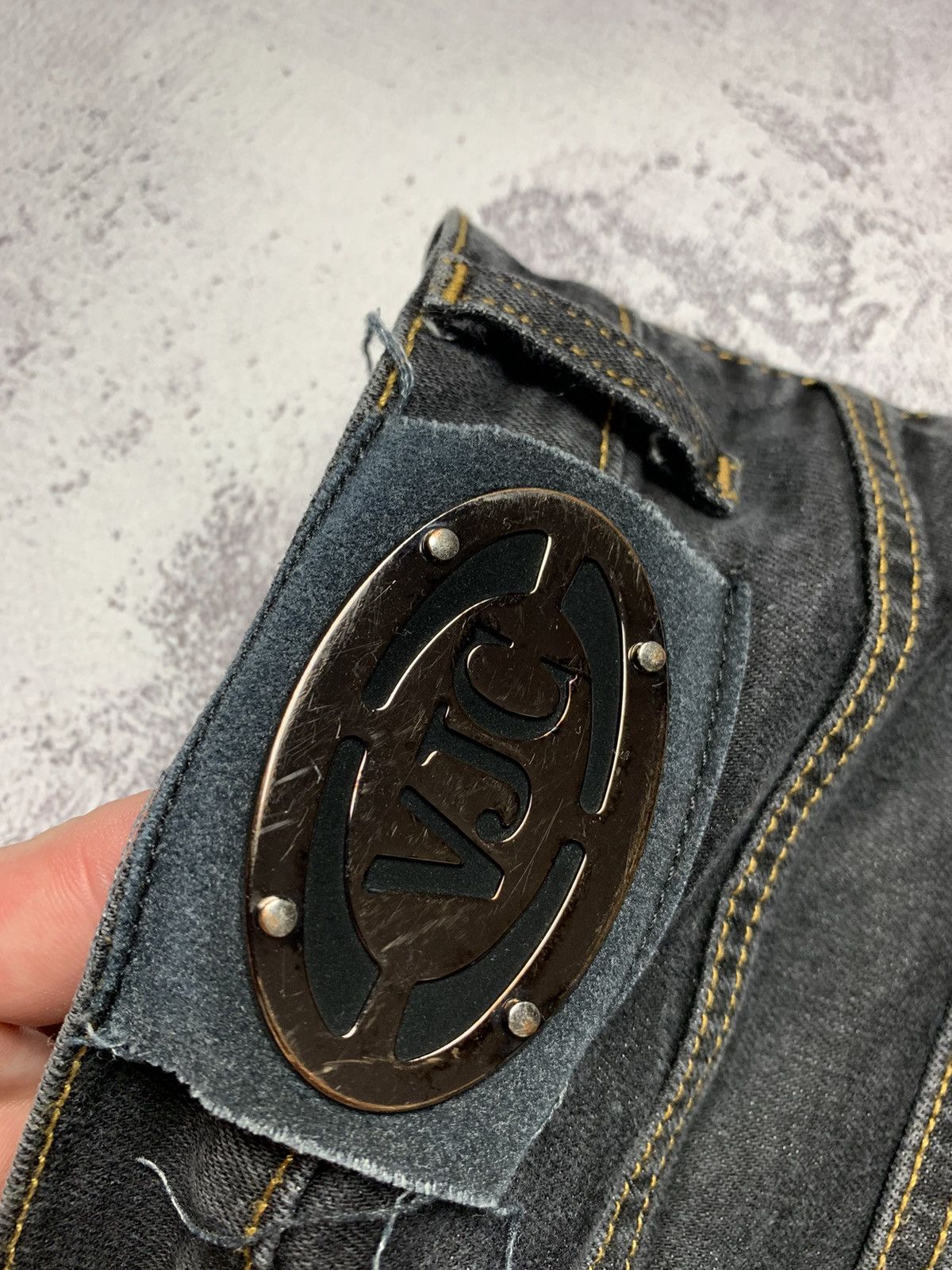 Versace × Versace Jeans Couture × Vintage Vintage y2k Baggy Versace Jeans Size US 32 / EU 48 - 5 Thumbnail