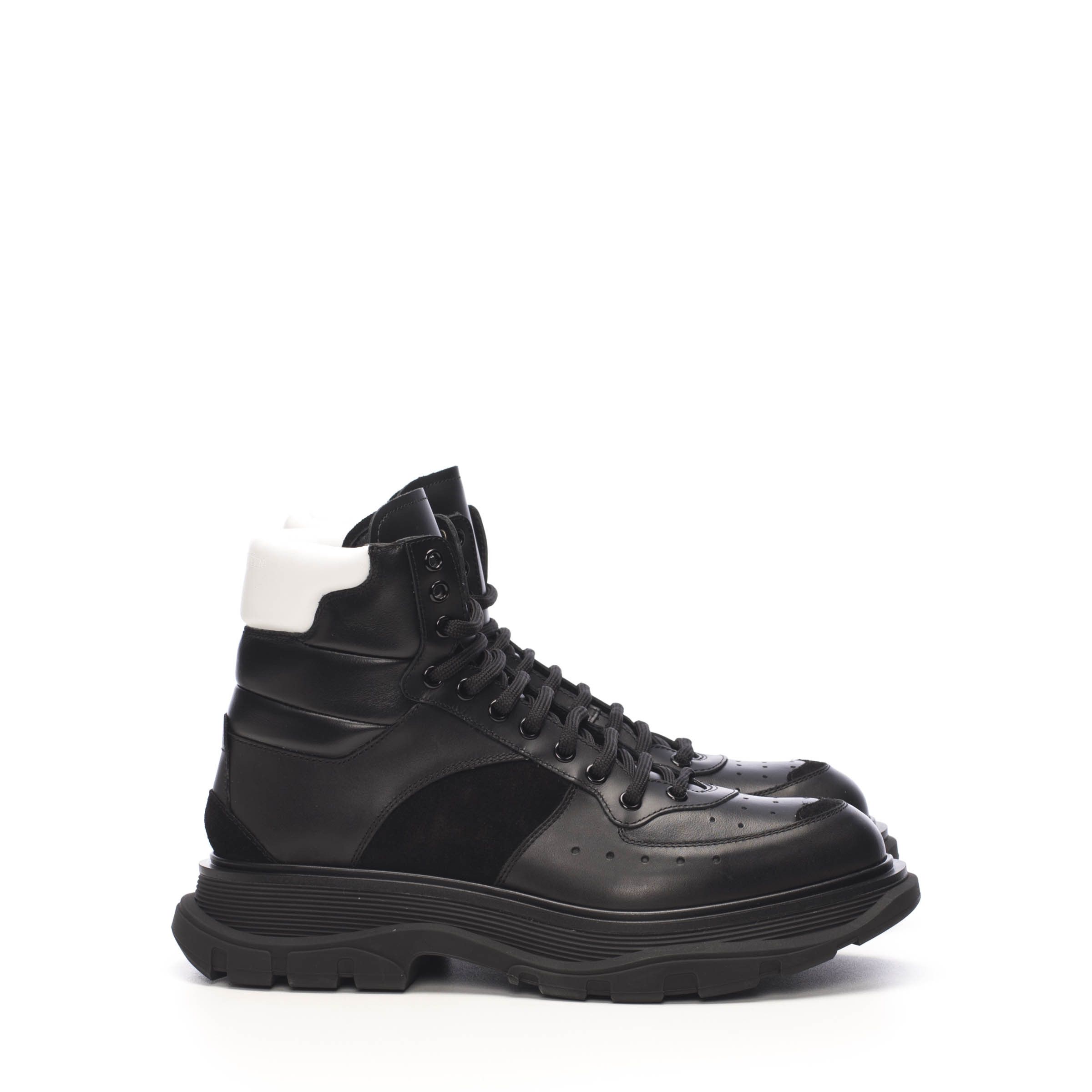 Alexander McQueen Tread Slick Boot In Black Leather Size US 6 / EU 39 - 8 Thumbnail