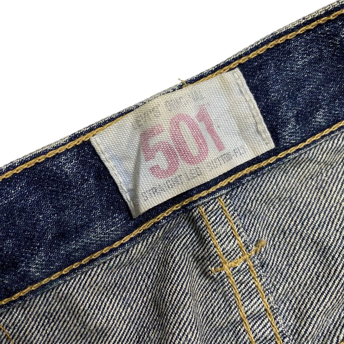 Levi's Levis 501 Kurt Cobain distressed denim Size US 30 / EU 46 - 7 Thumbnail