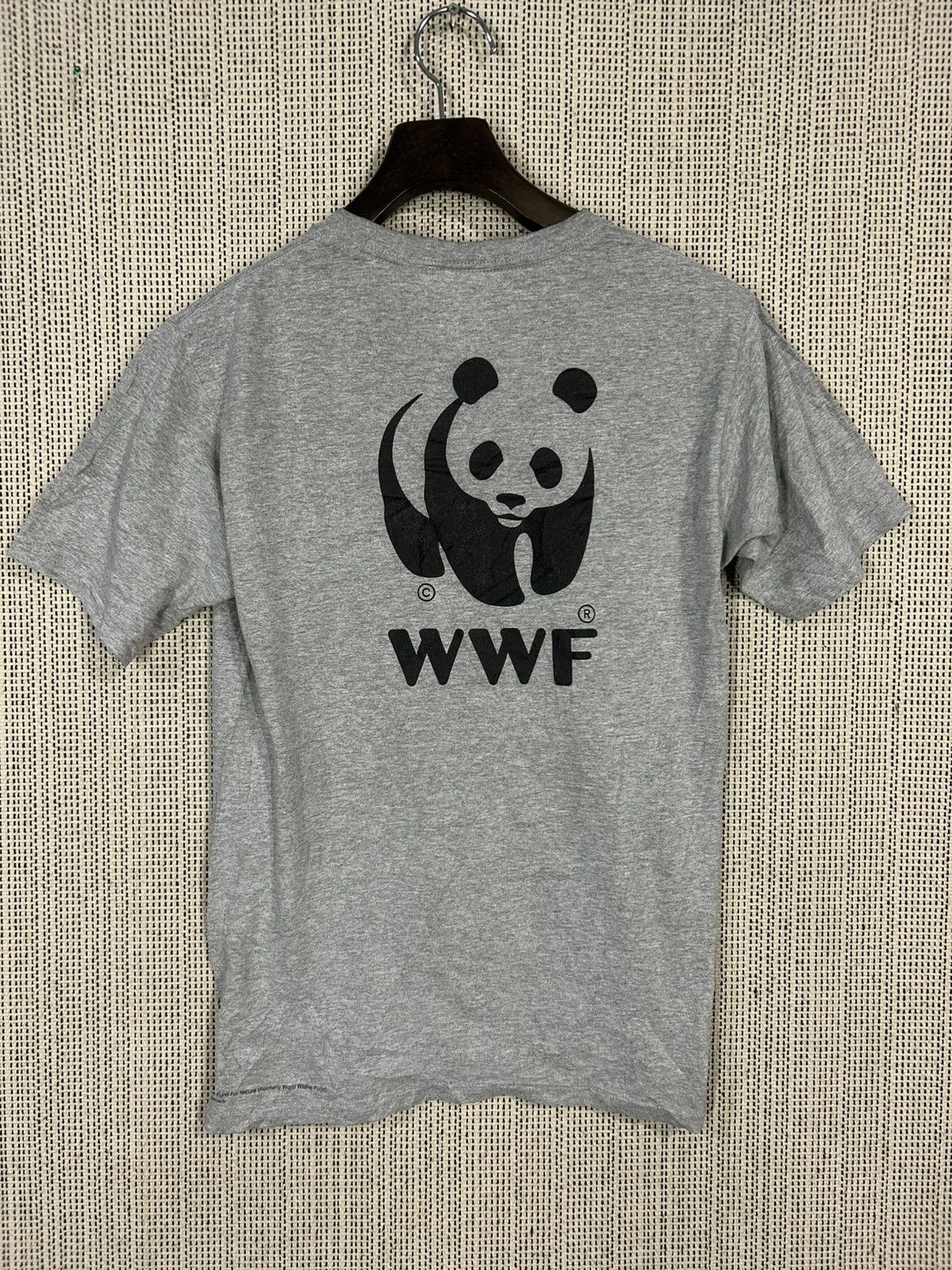 Anvil Vintage 90s world wildlife fund tshirt anvil Size US S / EU 44-46 / 1 - 1 Thumbnail