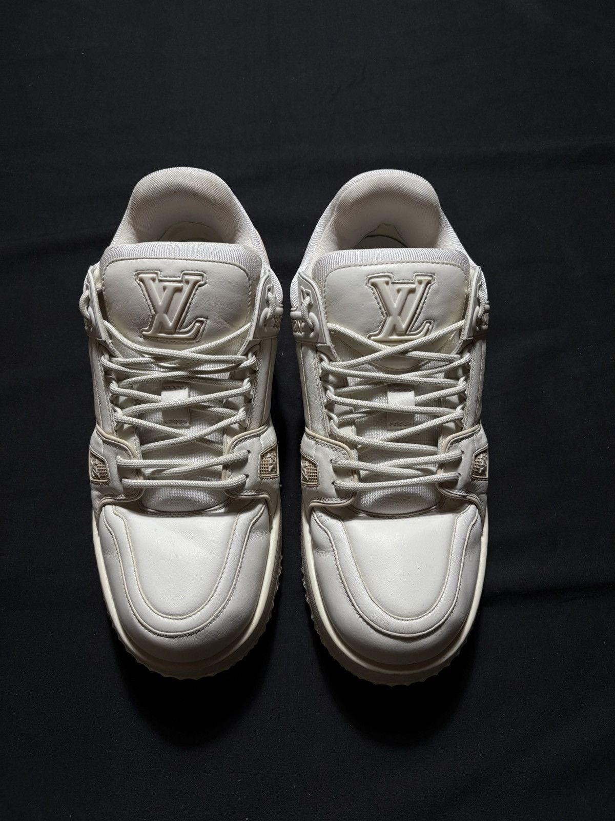 Louis Vuitton Louis Vuitton White Maxi Trainers - Size 9LV Size US 10.5 / EU 43-44 - 2 Thumbnail
