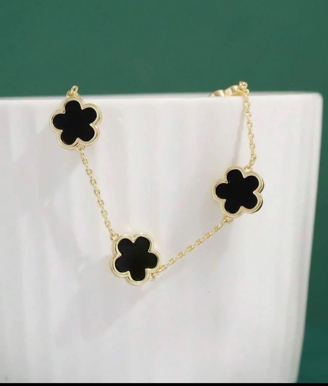 Vintage Clover trending braclet Size ONE SIZE - 2 Thumbnail