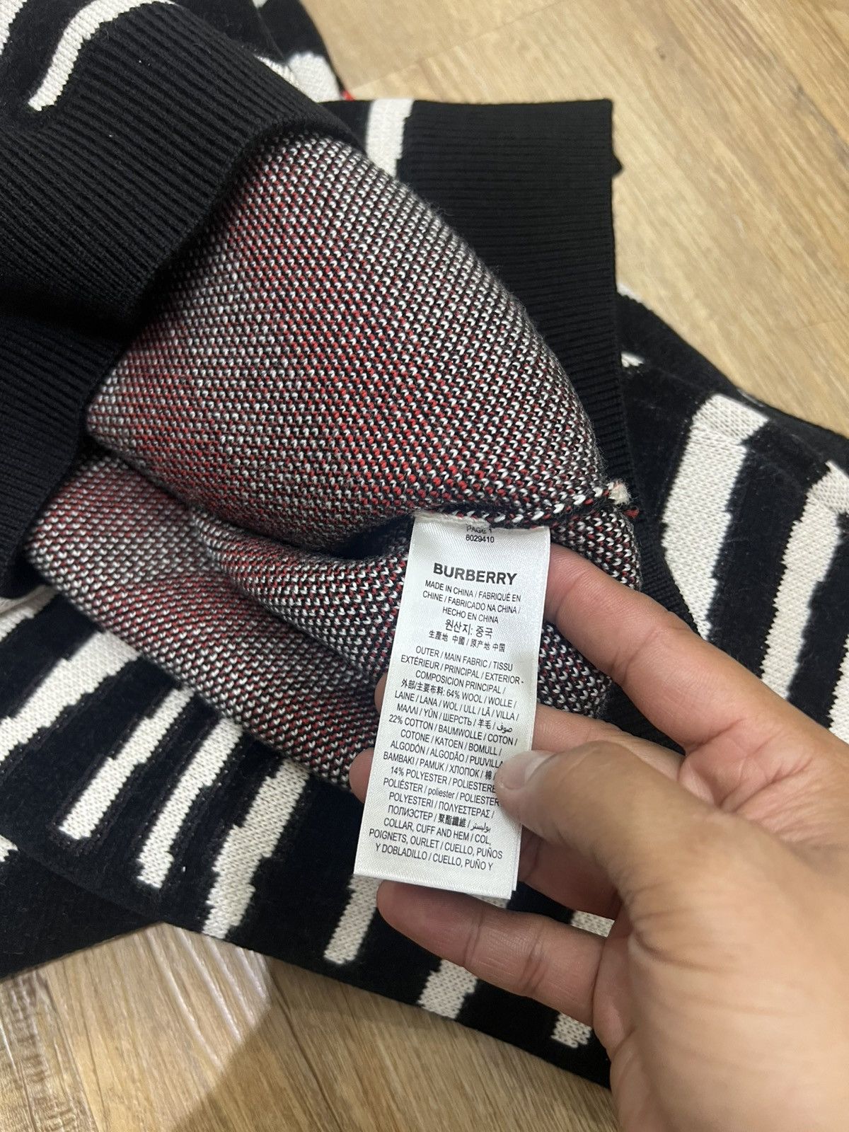 Burberry Burberry Mens Jennings Zebra Logo Jumper Knit Sweater Size US L / EU 52-54 / 3 - 11 Thumbnail