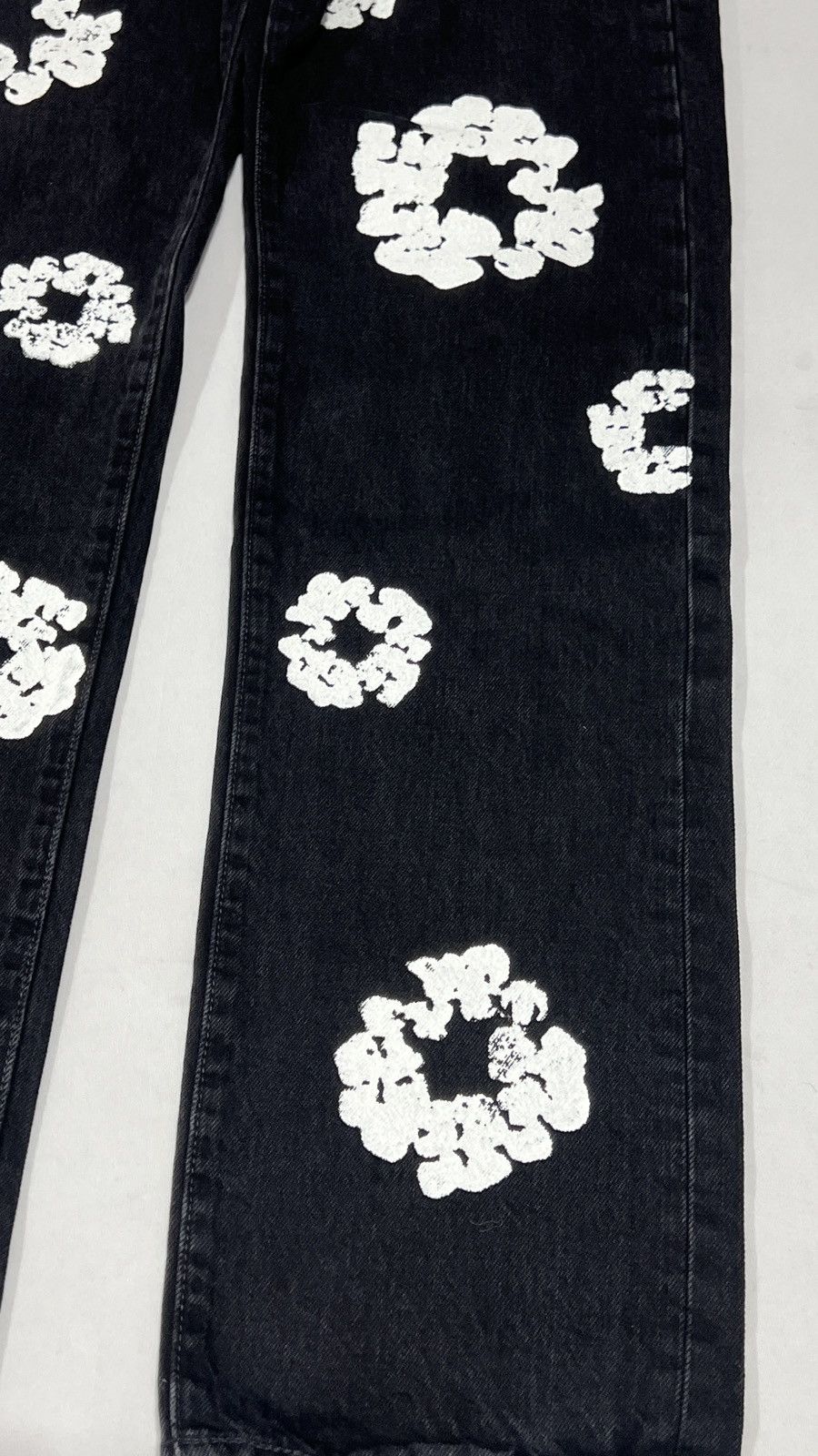 DENIM TEARS × Levi's Denim Tears Black Cotton Wreath Jeans Size US 36 / EU 52 - 3 Thumbnail