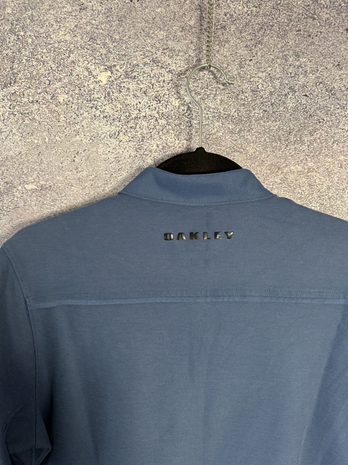 Oakley × Vintage Vintage Oakley Blue Center Logo Polis Streetwear S size Size US S / EU 44-46 / 1 - 13 Thumbnail