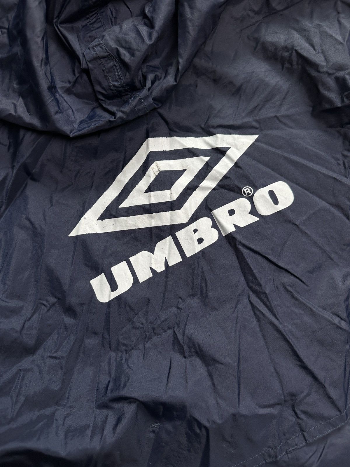 Umbro Vintage UMBRO Big Logo Soccer Navy Jacket Men’s size M Size US M / EU 48-50 / 2 - 11 Thumbnail