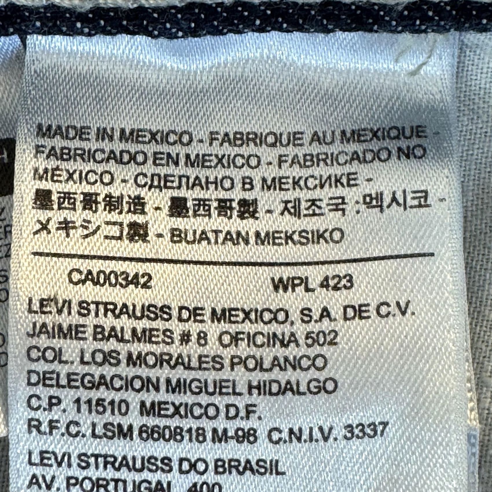 Levi's VINTAGE Levis 505 Jeans Mens 36x32 Blue Regular Fit Straight Leg Denim Zip Fly Size US 36 / EU 52 - 5 Thumbnail