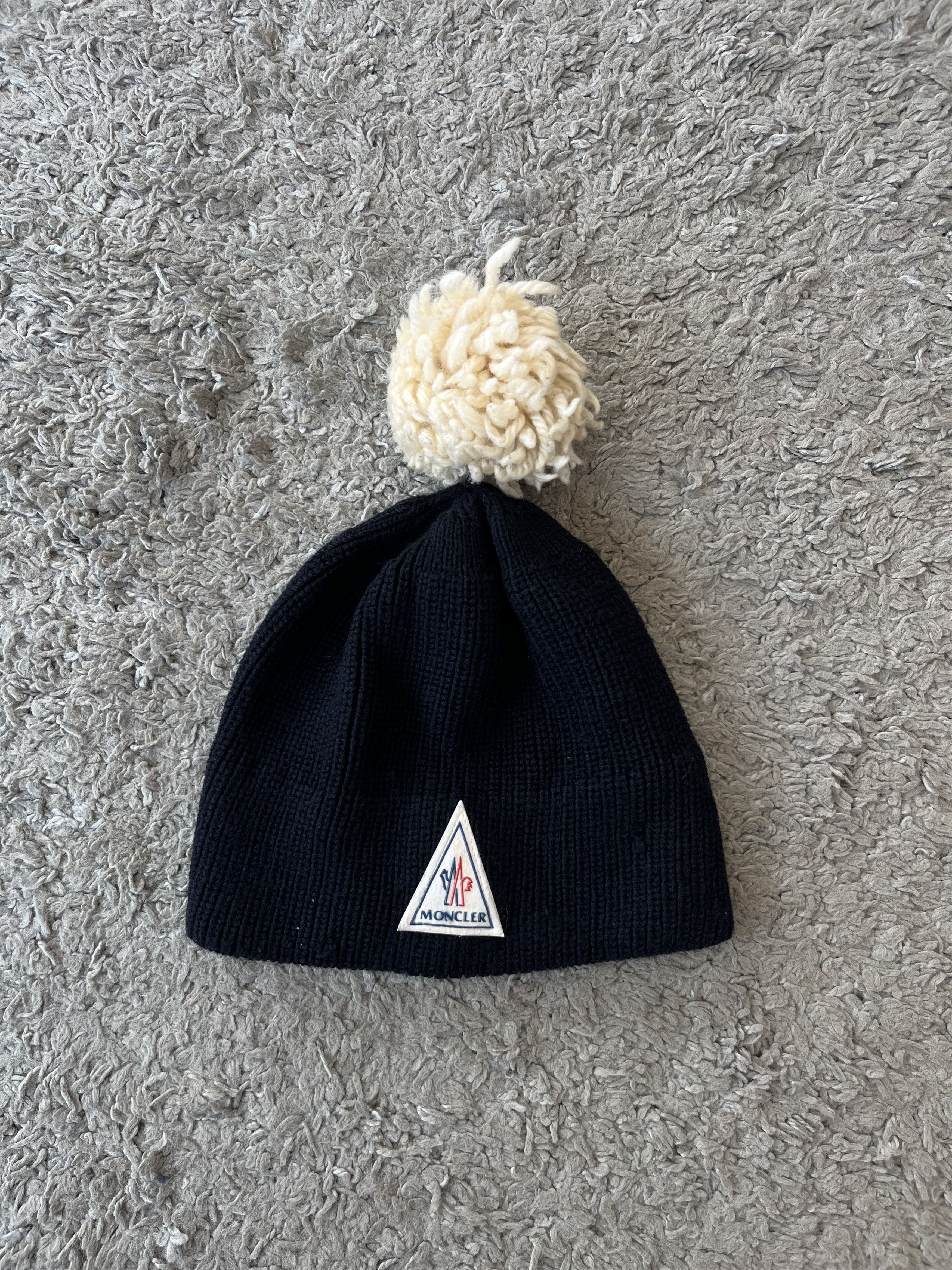 Moncler MONCLER GRENOBLE Babble Hat Very Rare MADE IN FRANCE Size ONE SIZE - 1 Thumbnail