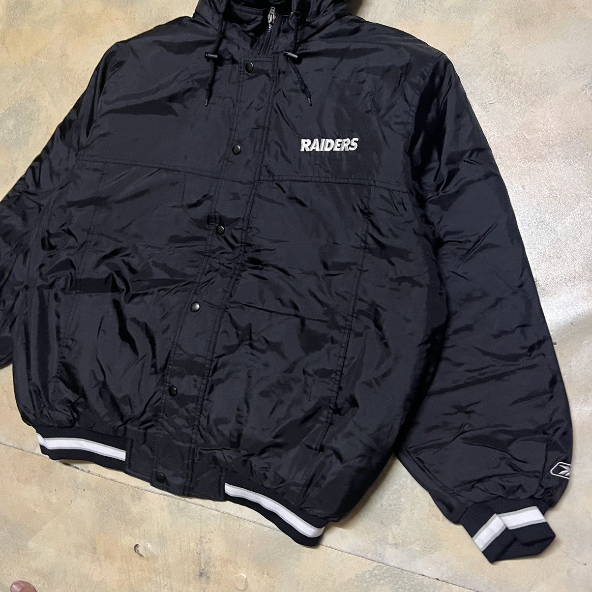 NFL Raiders Big Logo Hoody Jacket by Reebok Size US L / EU 52-54 / 3 - 3 Thumbnail