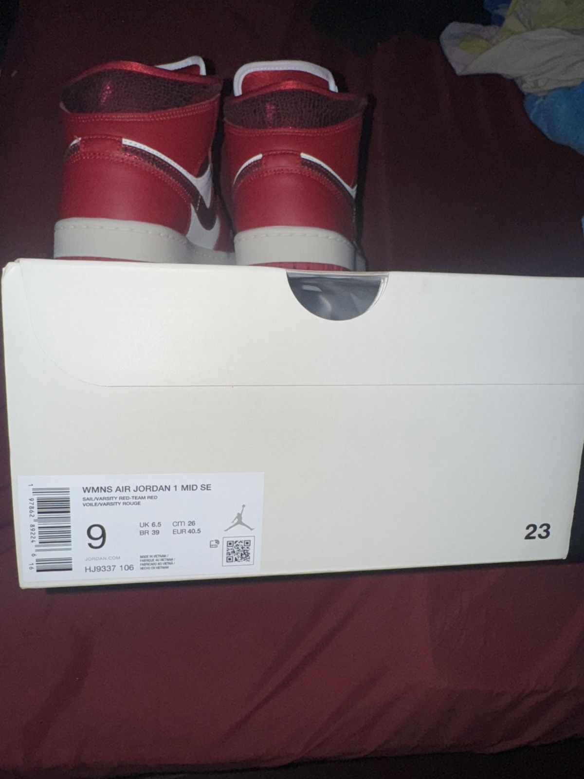 Jordan Brand Red cracked leather jordan 1’s Size US 9 / IT 39 - 1 Thumbnail