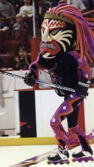 Ccm × Vintage Vintage 90s CCM Vancouver Voodoo RHI Hockey Jersey 🪇🎭 Size US M / EU 48-50 / 2 - 13 Thumbnail