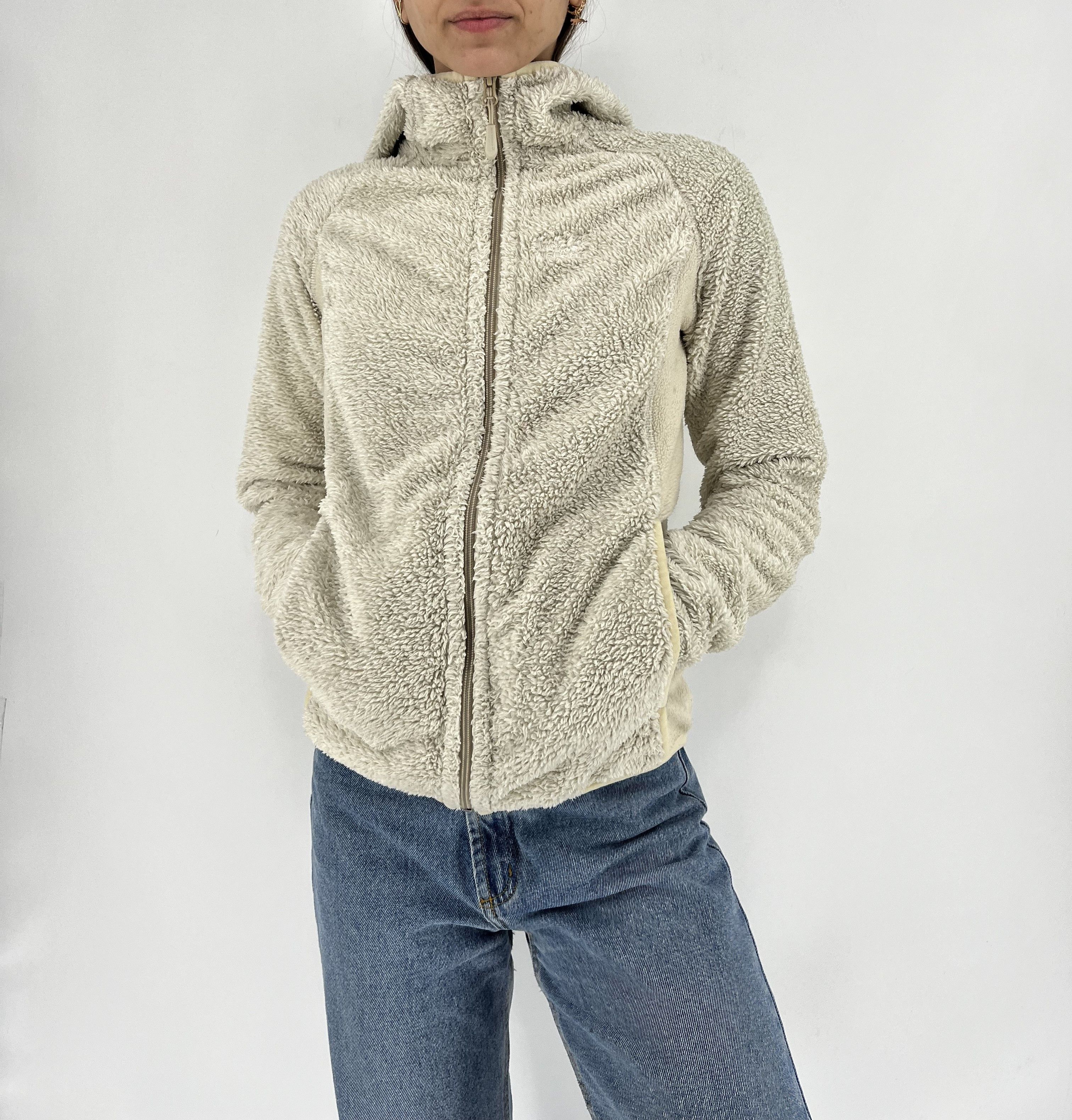 Jack Wolfskin × Vintage Vintage Jack Wolfskin Big Paw Teddy Fleece Zip Hoodie Size S / US 4 / IT 40 - 1 Thumbnail