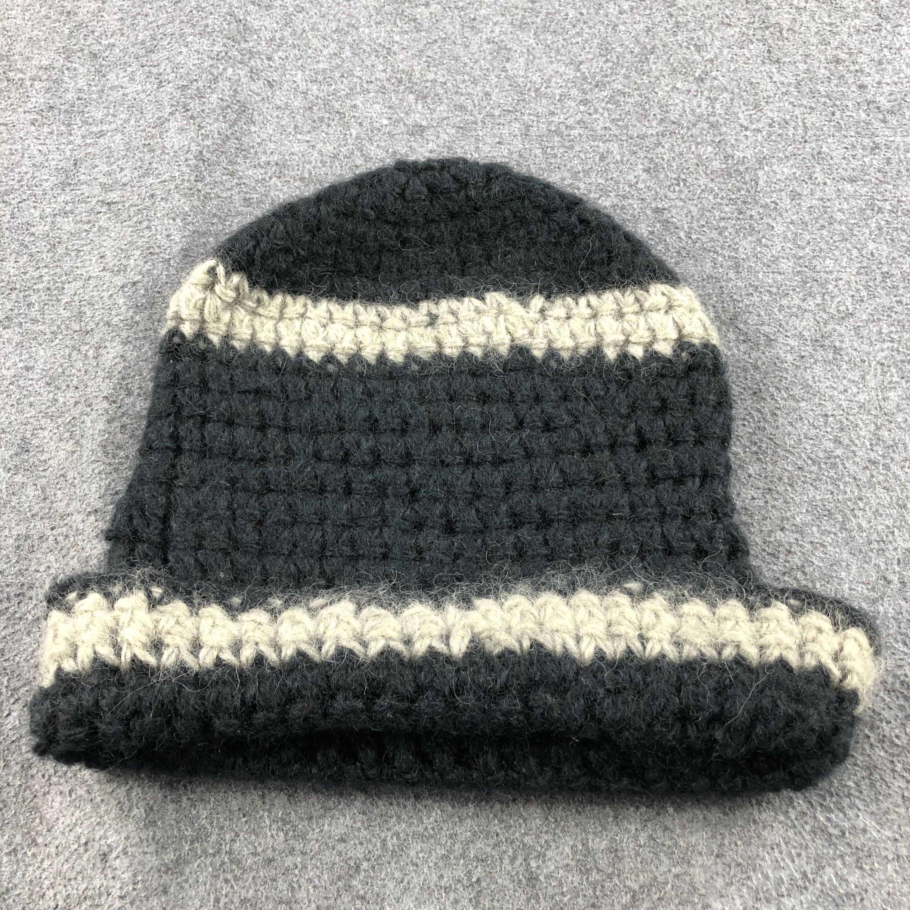 Vintage Unknown Knitted Beanie Snowcap Snow Hat B328 Size ONE SIZE - 4 Thumbnail
