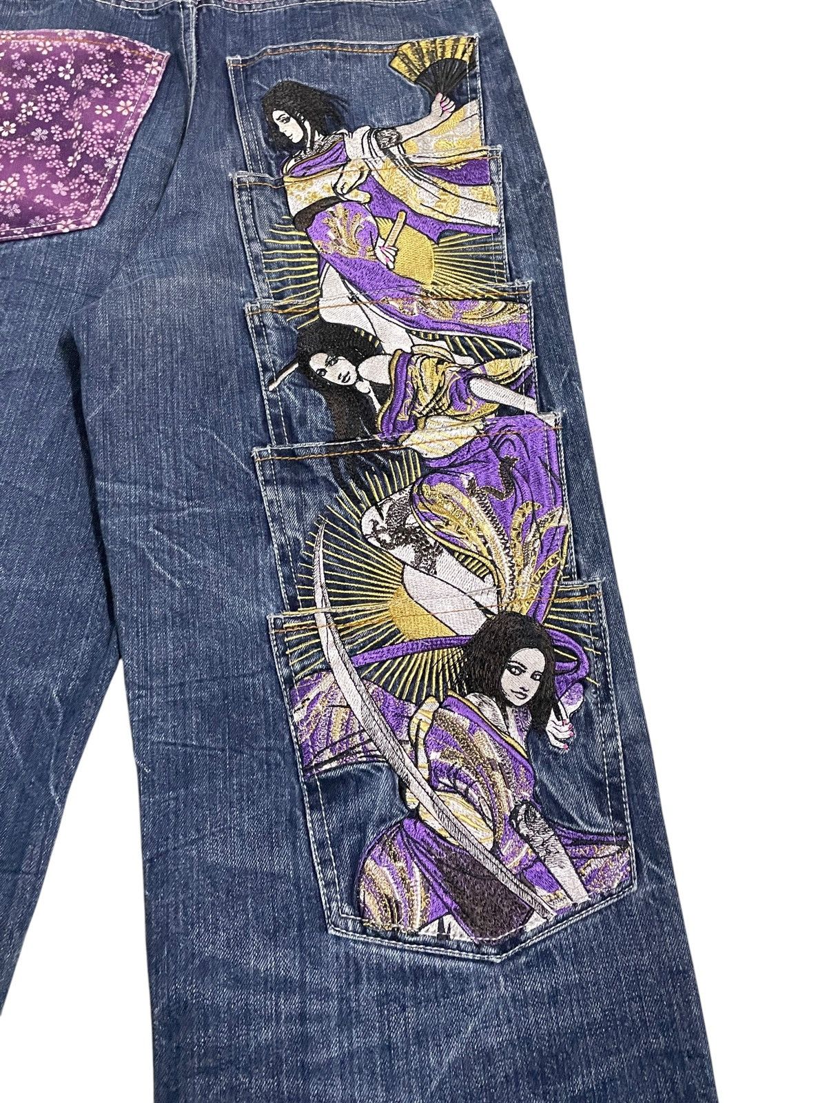 Japanese Brand Vintage Divine Retribution Multi Pocket Sukajan Jeans 1990s Size US 32 / EU 48 - 6 Thumbnail