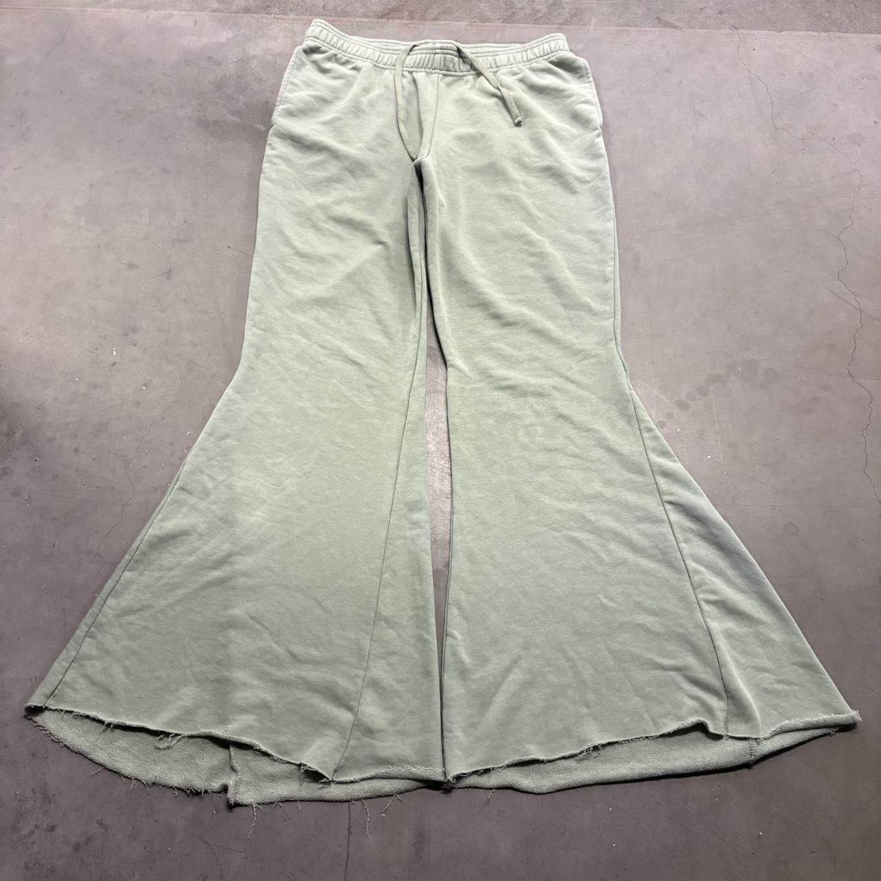 Vintage Crazy Vintage Y2K/2000s Super Flared Green Streetwear Style Sweatpants! Size US 32 / EU 48 - 2 Thumbnail