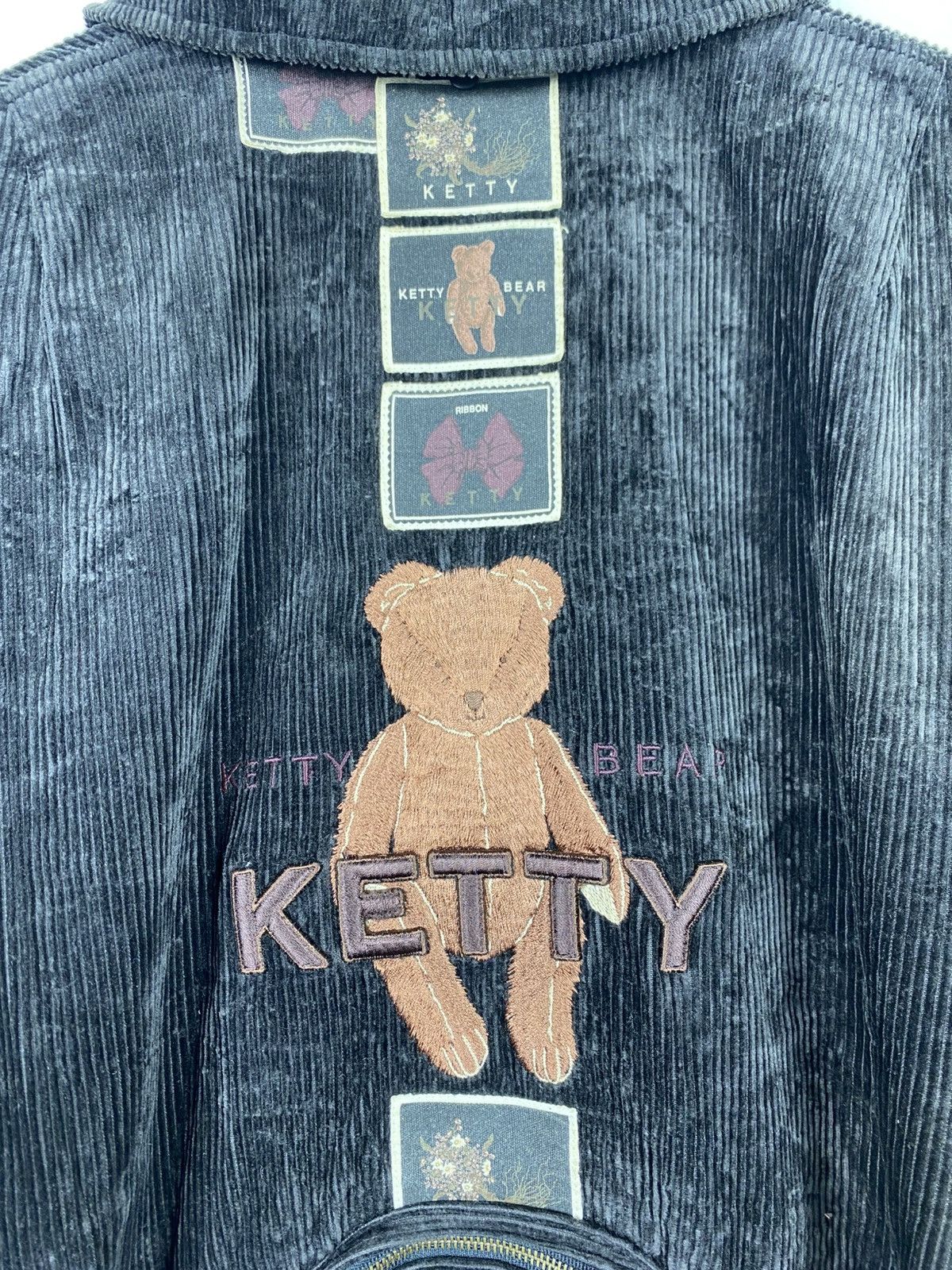 Japanese Brand Rare Vintage 90s Ketty Bear Reversible Bomber Jacket Size US M / EU 48-50 / 2 - 22 Thumbnail