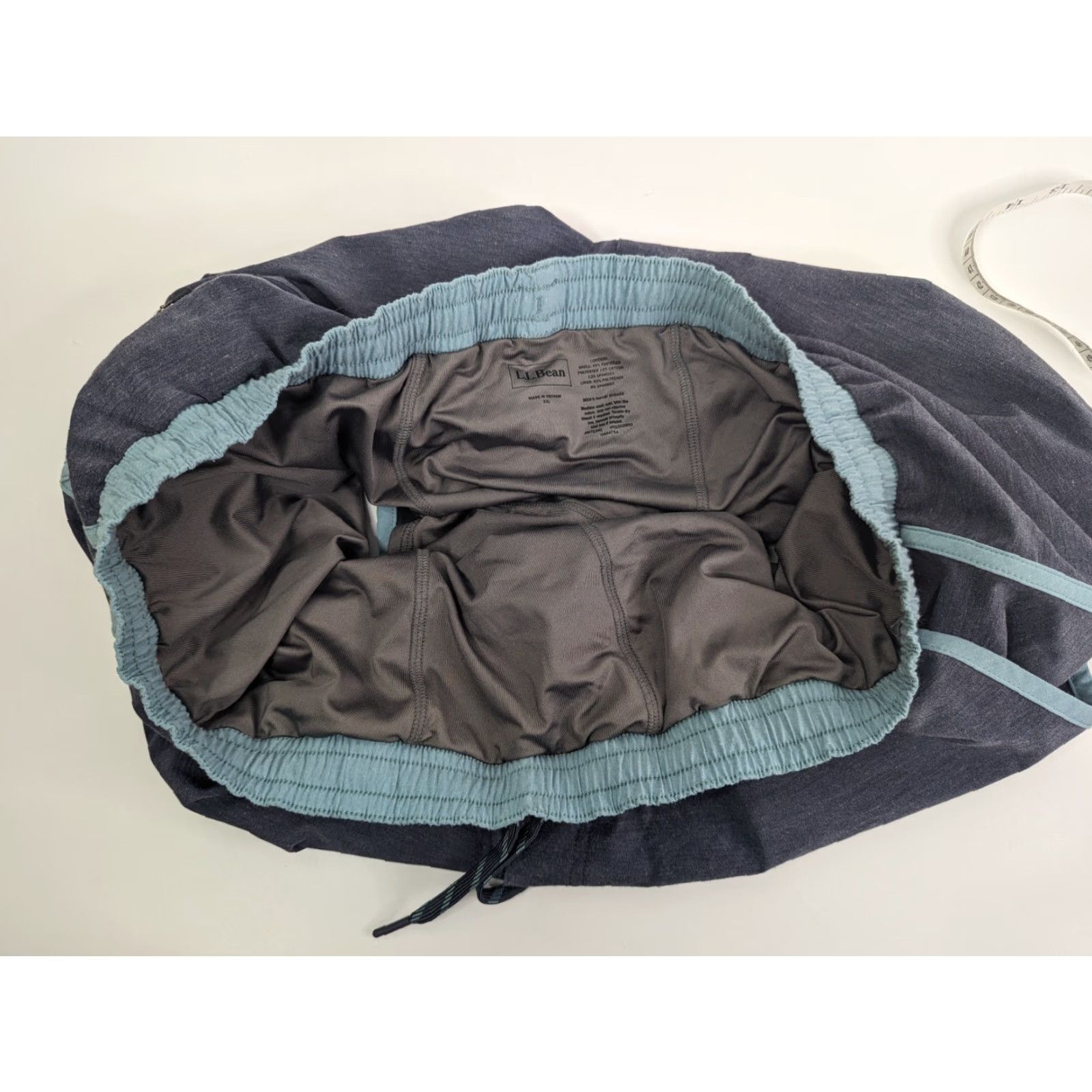 Vintage VINTAGE LL Bean Swim Shorts Mens 2XL All Adventure 7" Lined Drawstring Pockets 516433 Size US 39 - 6 Thumbnail