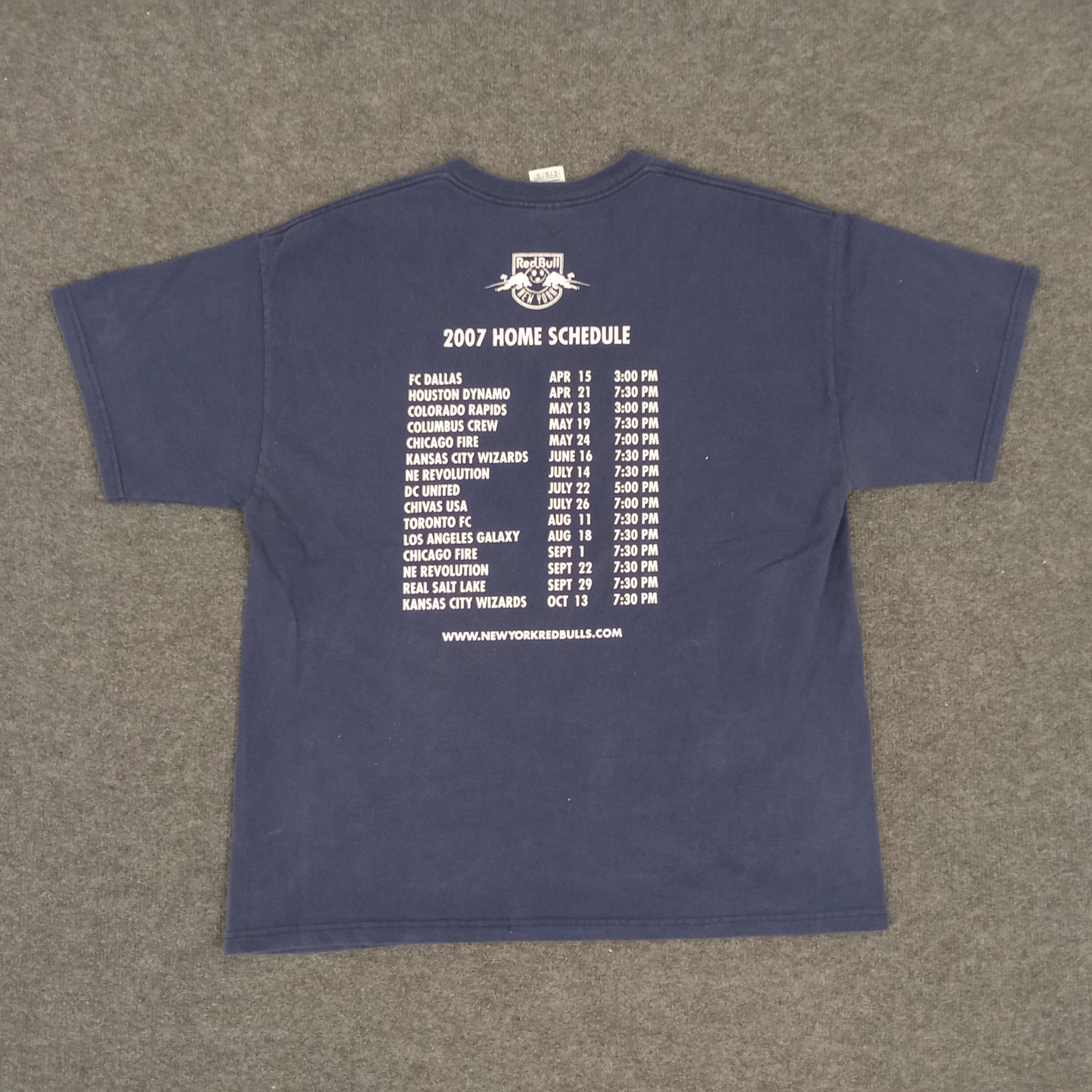 Band Tees × Red Bull × Vintage Red Bull NEW YORK Energy Drink Sportswear Tshirt Size US XL / EU 56 / 4 - 3 Thumbnail
