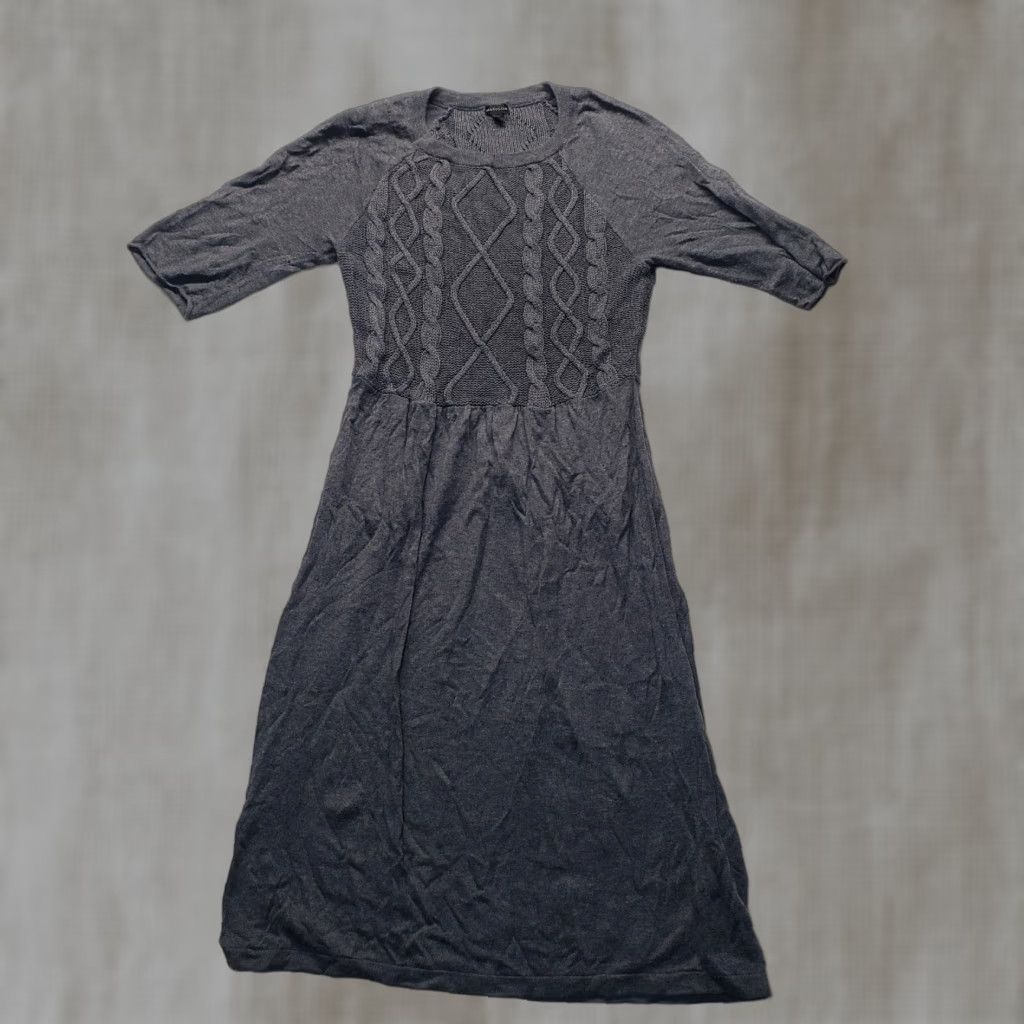 Madison Madison Dress Solid Gray Short Sleeve Midi Knit Square Neck Adult Womens S Small Size 28" / US 6 / IT 42 - 1 Thumbnail