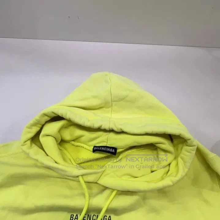 Balenciaga Balenciaga Crew Neon Yellow Hoodie. Size US S / EU 44-46 / 1 - 2 Thumbnail