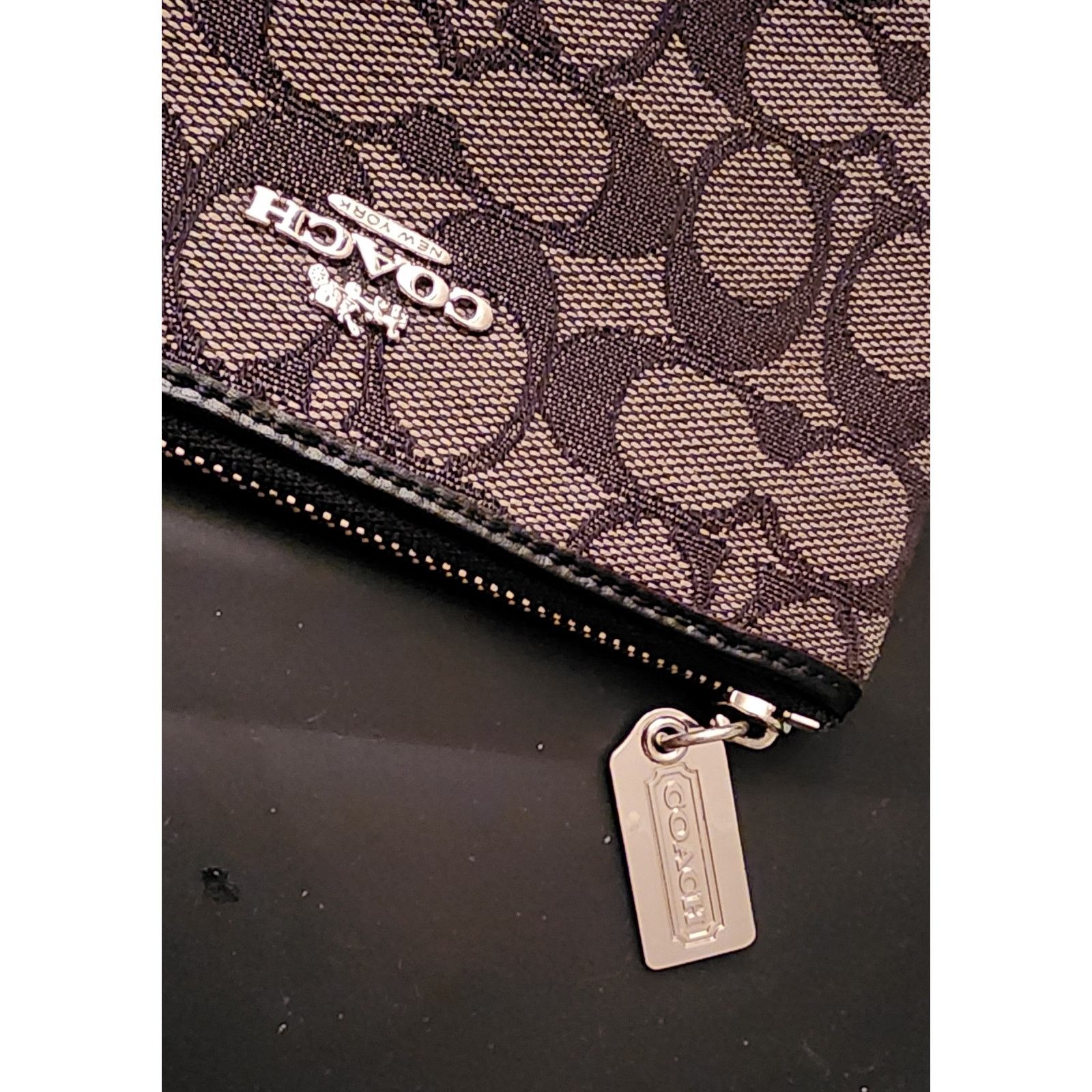 Coach CORNER ZIP WRISTLET (COACH F58033) Size ONE SIZE - 5 Thumbnail