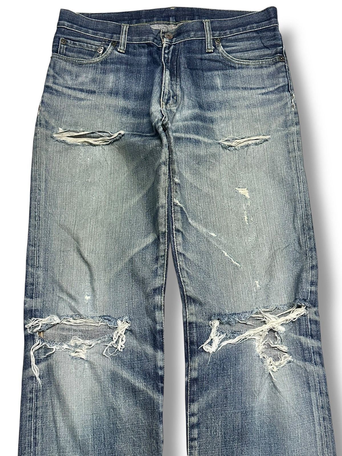 Uniqlo Vintage Uniqlo Distressed Ripped Jean Baggy Loose Faded Wash Size US 32 / EU 48 - 3 Thumbnail