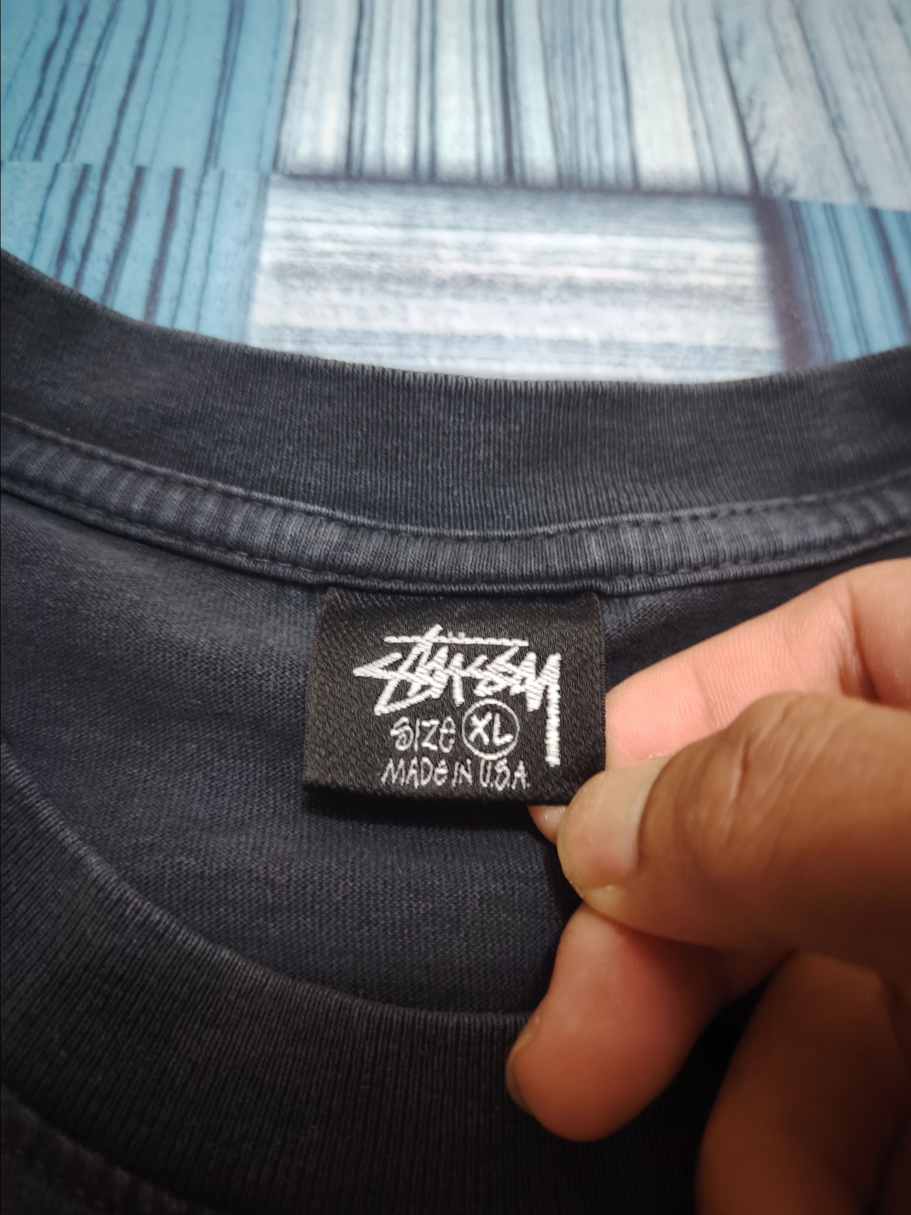 Stussy Vtg Stussy Centre Logo Surfing sun faded tee Size US XL / EU 56 / 4 - 4 Thumbnail