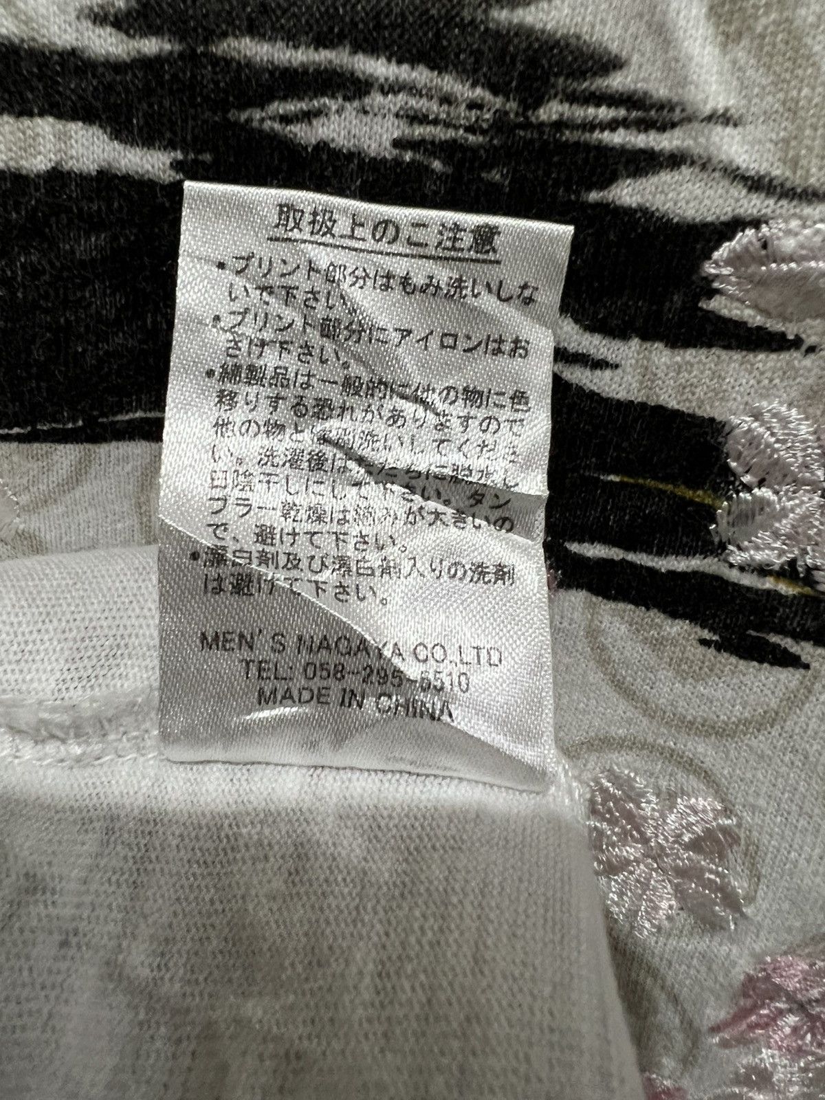 Japanese Brand Embroidery Cherry Blossom Skull Traditional Japanese Ls tee Size US M / EU 48-50 / 2 - 20 Thumbnail