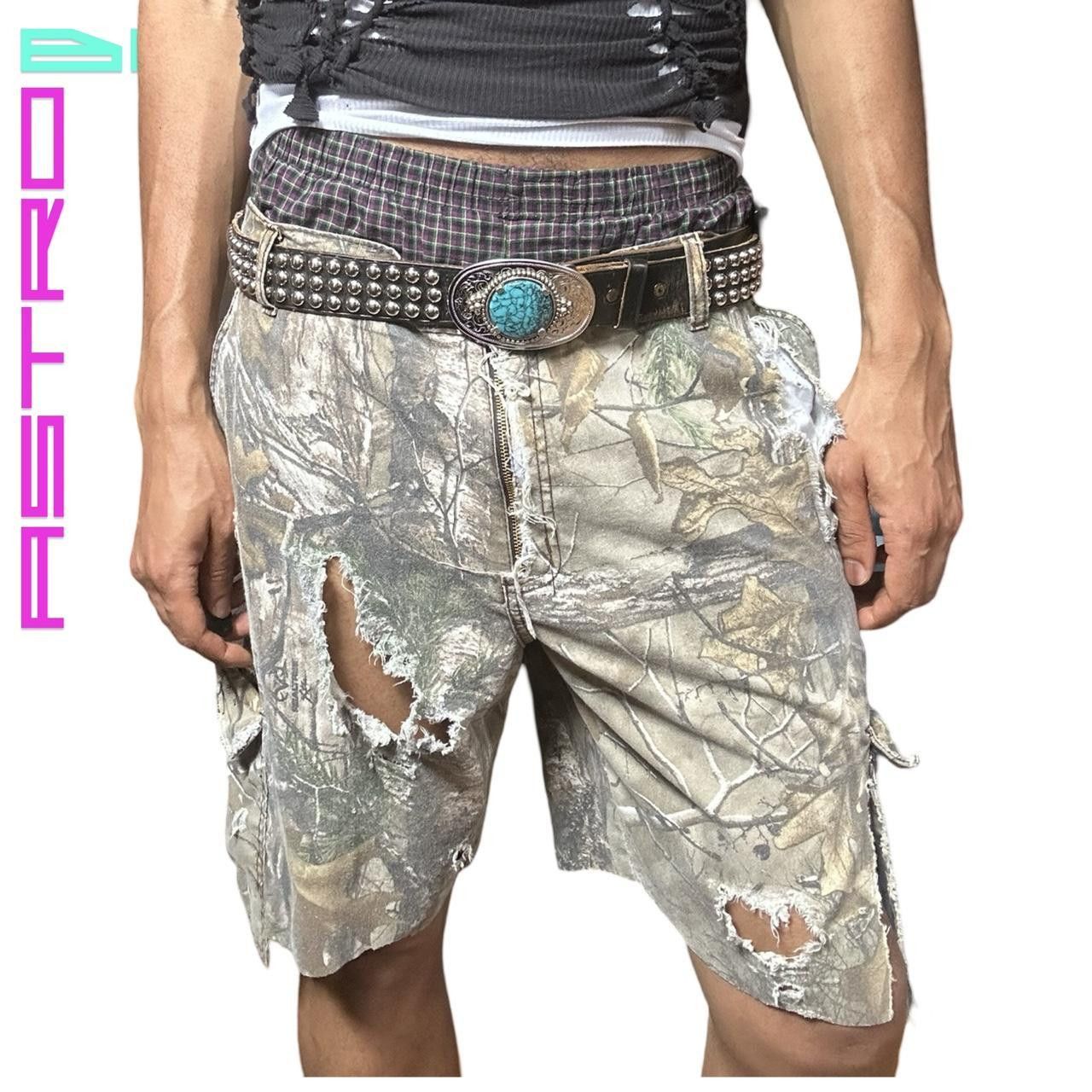 Other ASTROBOI* DISTRESSED REALTREE CAMOUFLAGE RIPPED SHORTS _ 34" Size US 34 / EU 50 - 2 Thumbnail