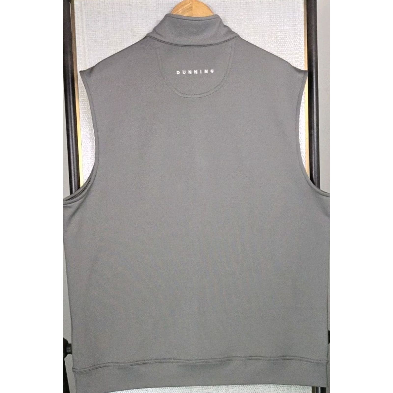 Vintage Dunning Mens Golf Vest XL Gray 1/4 Zip Performance Wicking Size US XL / EU 56 / 4 - 7 Thumbnail