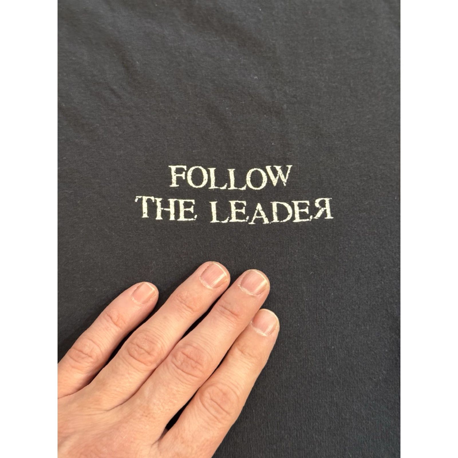 Vintage VINTAGE 1998 90s Band Follow The Leader T Shirt XL Men Black Screen Stars Quorn Size US XL / EU 56 / 4 - 4 Thumbnail