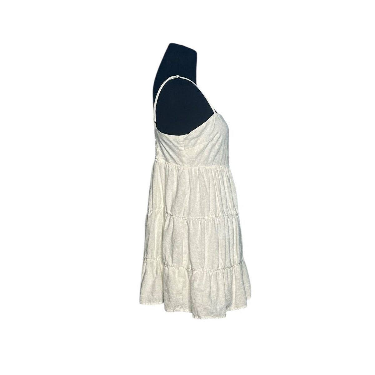 Forever 21 Forever 21 white tier sleeveless top size Large Size L / US 10 / IT 46 - 8 Thumbnail