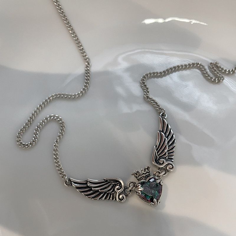 Jewelry × Vintage Vintage Wing Pendant Necklace Love Shaped Size ONE SIZE - 3 Thumbnail
