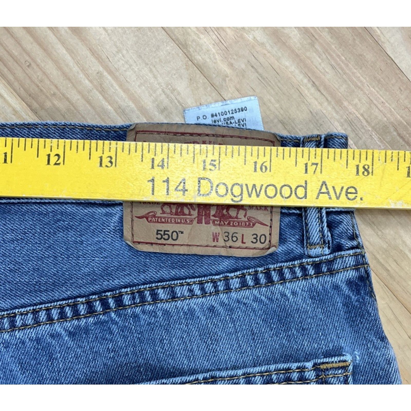 Levi's vtg Levi’s 550 Jeans Mens 36x30 Baggy Blue Wash Distressed Size US 36 / EU 52 - 7 Thumbnail