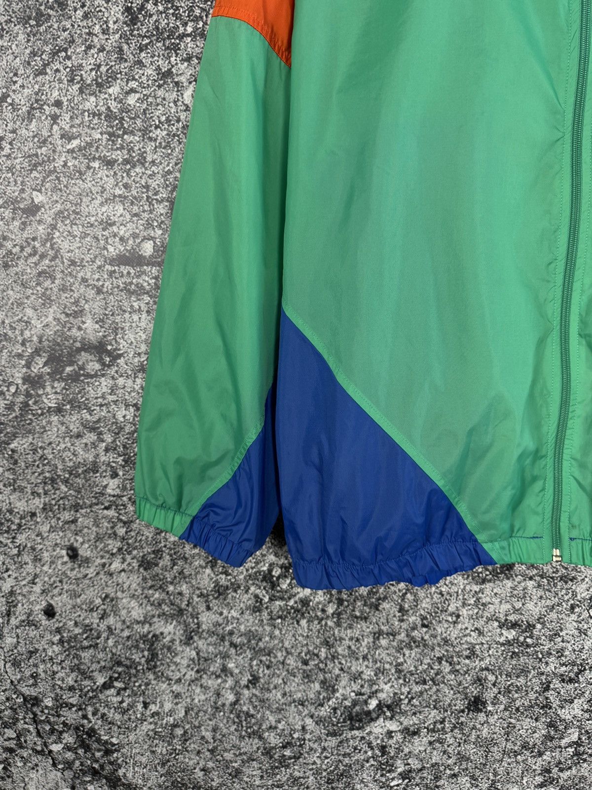 Nike Vintage 90s Nike Nylon Jacket Windbreaker Retro Size L Size US L / EU 52-54 / 3 - 4 Thumbnail