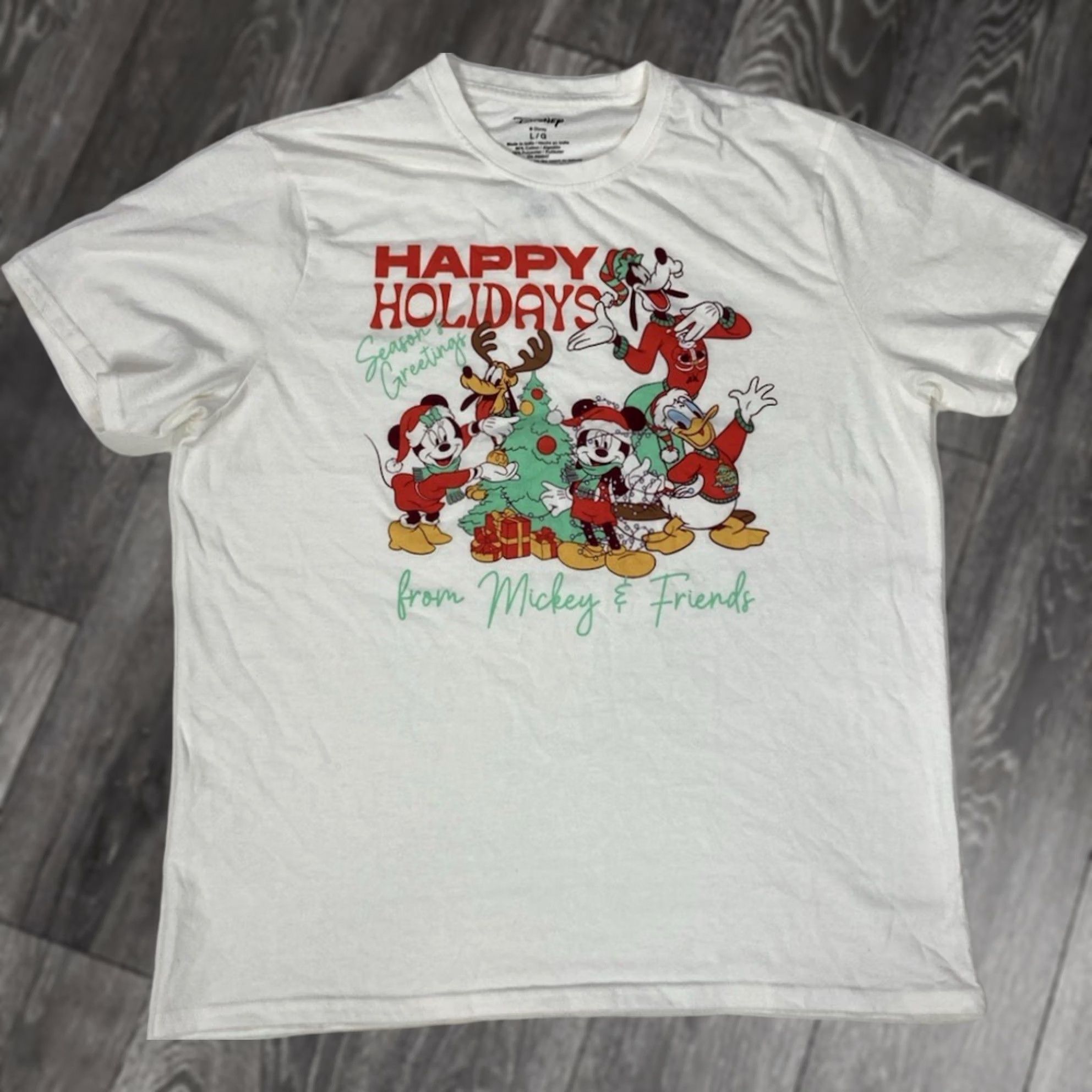 Disney VINTAGE Disney Mickey & Friends Happy Holidays Christmas Graphic T-shirt Men Large White Size US L / EU 52-54 / 3 - 1 Thumbnail