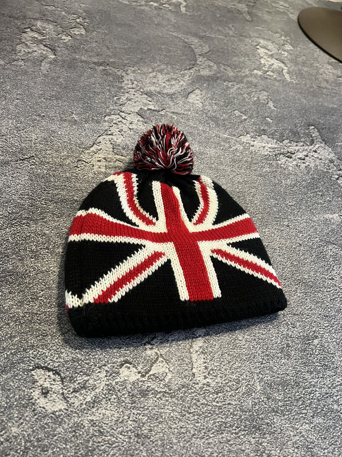 Vintage Glamour Y2K Hat / Streetwear Style / If Six Was Nine Style Size ONE SIZE - 3 Thumbnail