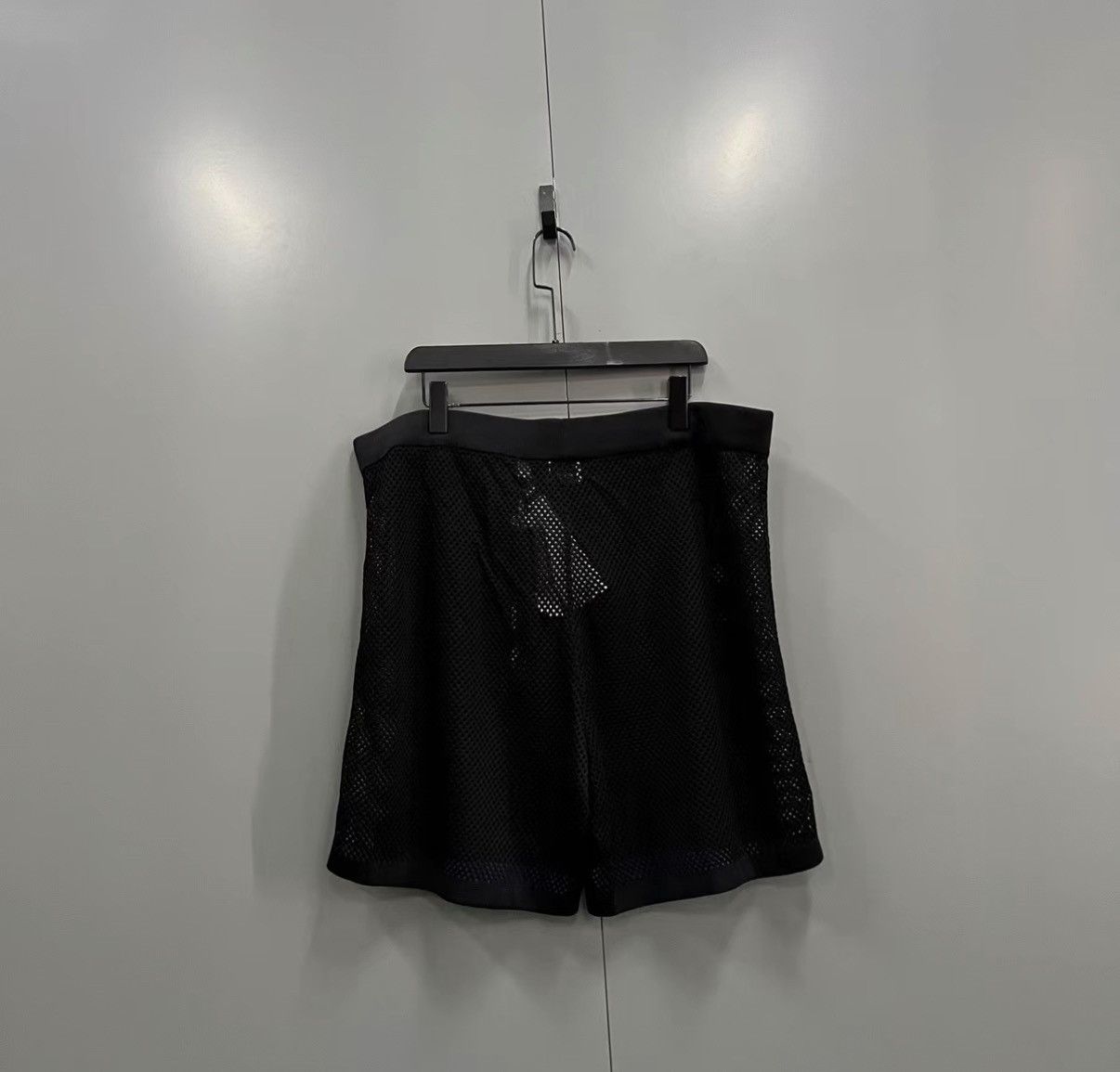 Burberry Burberry Mesh Shorts J41 Size US 38 / EU 54 - 2 Thumbnail